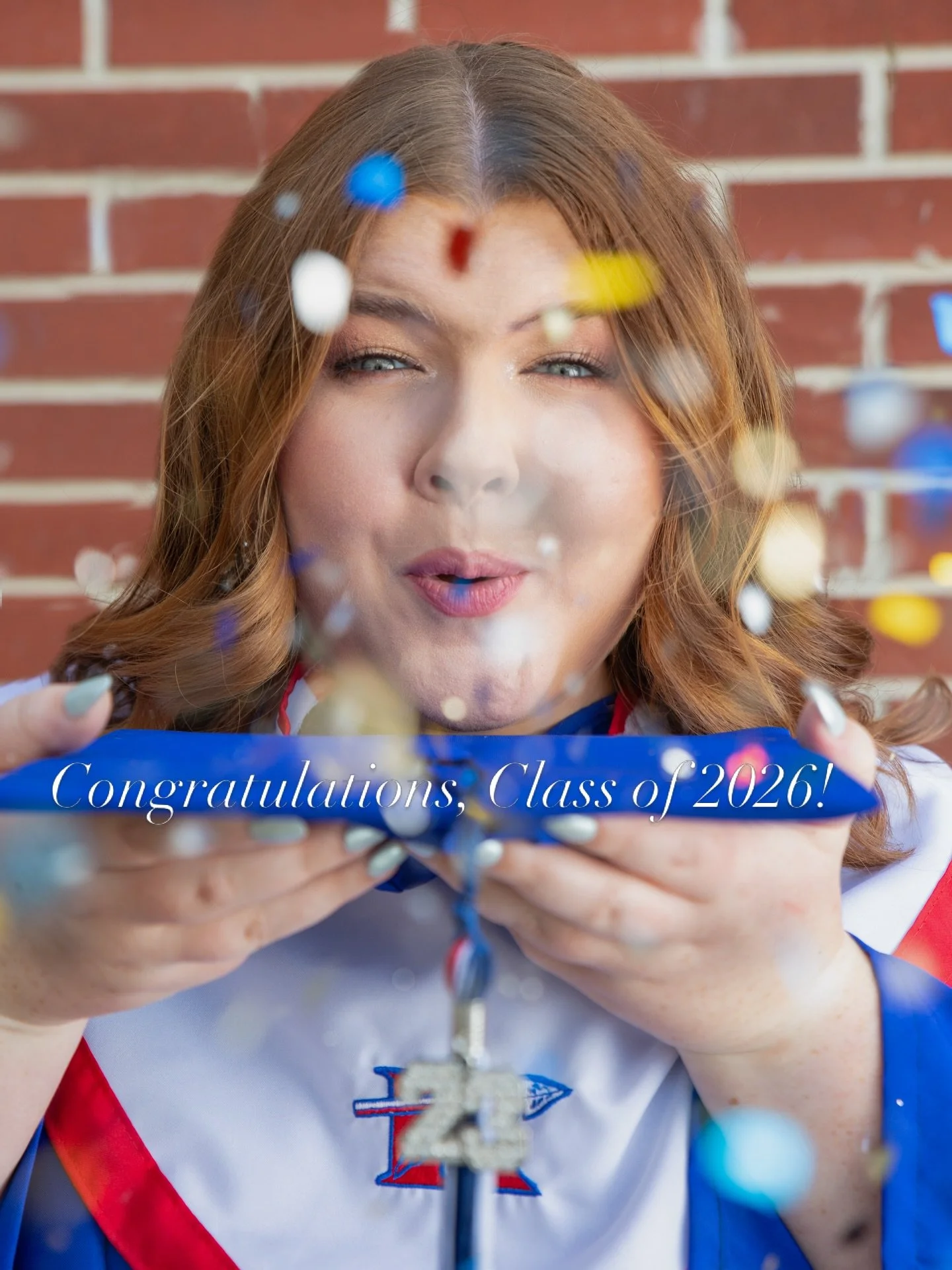 🎓✨ CONGRATULATIONS, CLASS OF 2026! You did it &mdash; and we are SO proud of every single one of you. It has been such an honor capturing your senior season!🎓📸🤩

Now&hellip; Class of 2027, this is your sign. 👀 Senior portrait season starts NOW, 