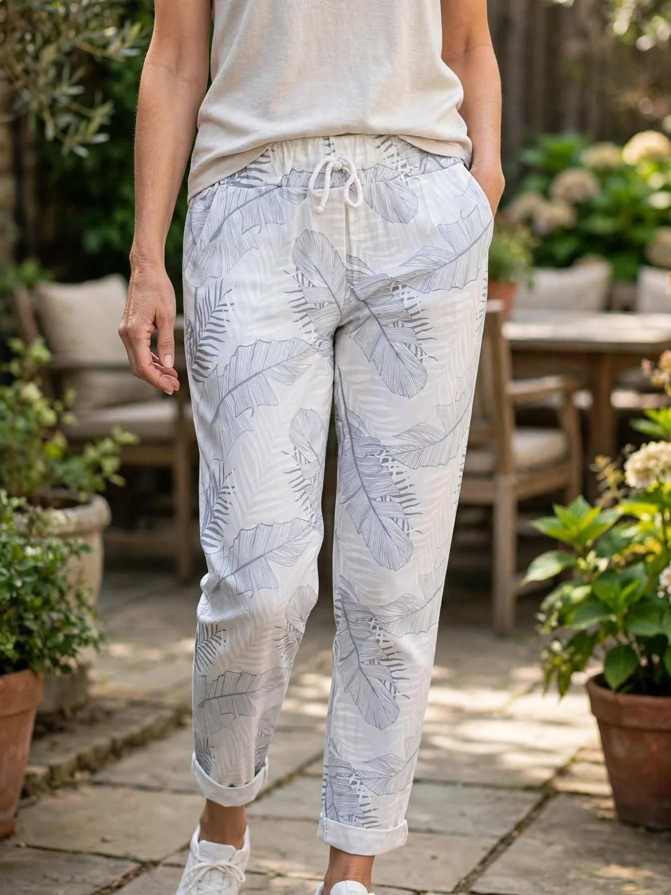 Leaf Pants - White