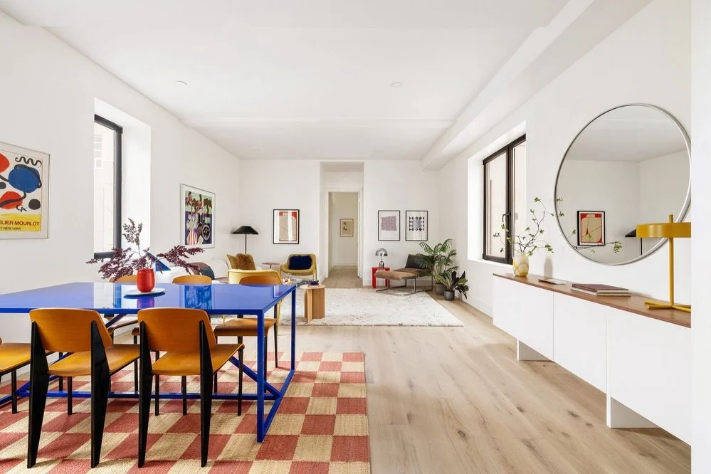 THE CANDY FACTORY 🍭🍫🍬

With a name like that, we had to give this one an extra dash of ~whimsy~

Bright and bold colors create individualized zones out of an open concept floor plan ➡️ Imagination awaits! 

Address: 124 Washington Ave Apt 2D
Agent