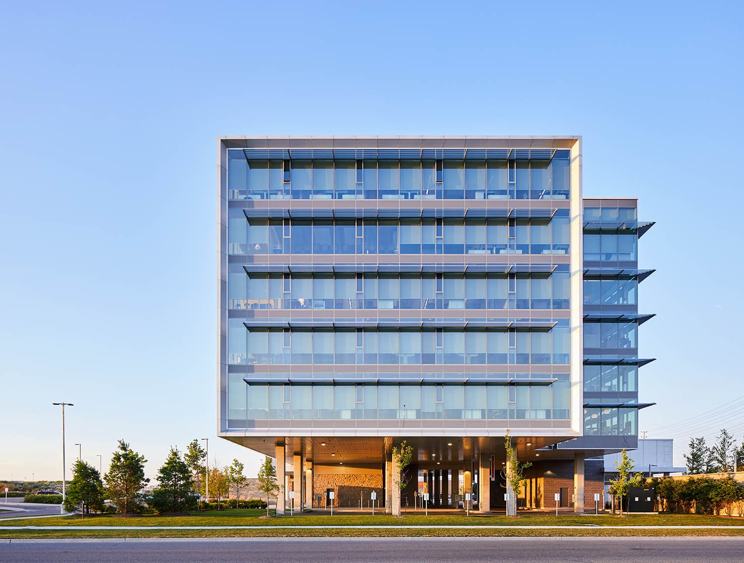Spectrum Square - Sweeny&Co Architects - P06_LR - doublespace photography - exterior evening west facade.jpg