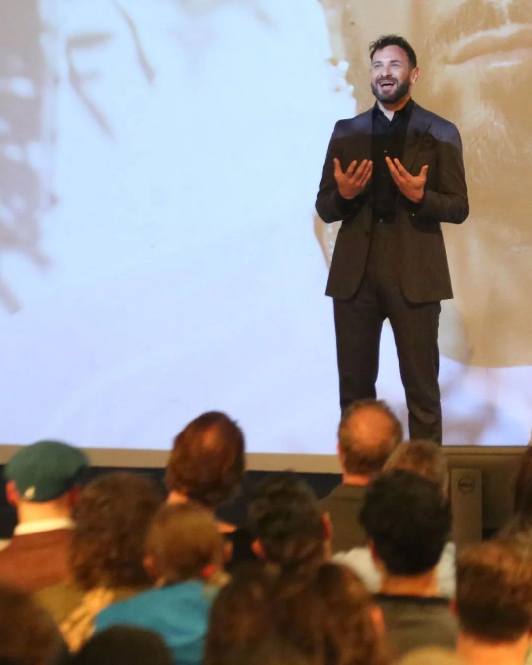 Hi, I&rsquo;m Mischa Byruck!

I am a se|x|ual integrity coach specializing in accountability and harm reduction in the aftermath of accusations, callouts, and cancellations. I&rsquo;ve helped hundreds of high-profile leaders, including academics, spi