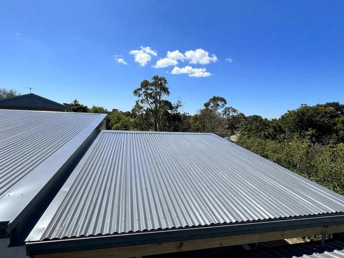 Mount Martha extension: new roof over the living area, kitchen and main bedroom