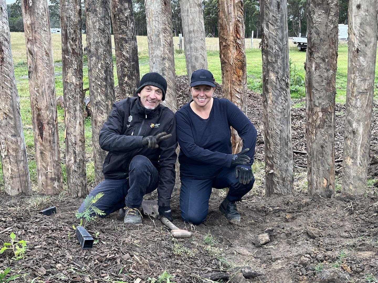 Nice to chat and plant with Darren from Royal Botanic Gardens. Darren is connecting with community on wonderful project.
