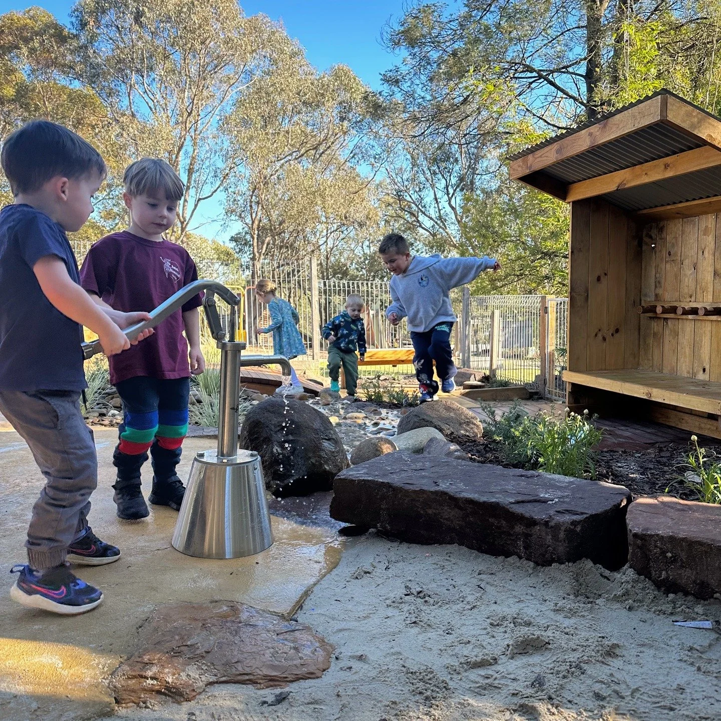 Experimentation. Collaboration. Environmental science. Maths. Physics. Proprioceptive engagement. Physical, social and cognitive development.

We could go on and on.

The most important part? Exponential fun! 

Enjoy little peeps!

#natureplay 
#sens