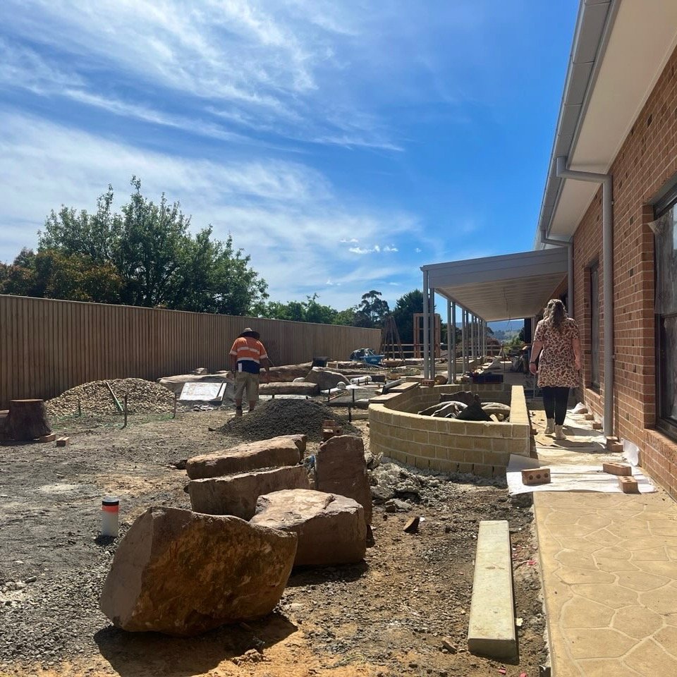 Here we go again folks, another brilliant year ahead of us, making places for play, connection, restoration and joy.

This large site holds a brand new Early Learning Centre with not a single plant on site. Close to 300 native trees, shrubs and grass