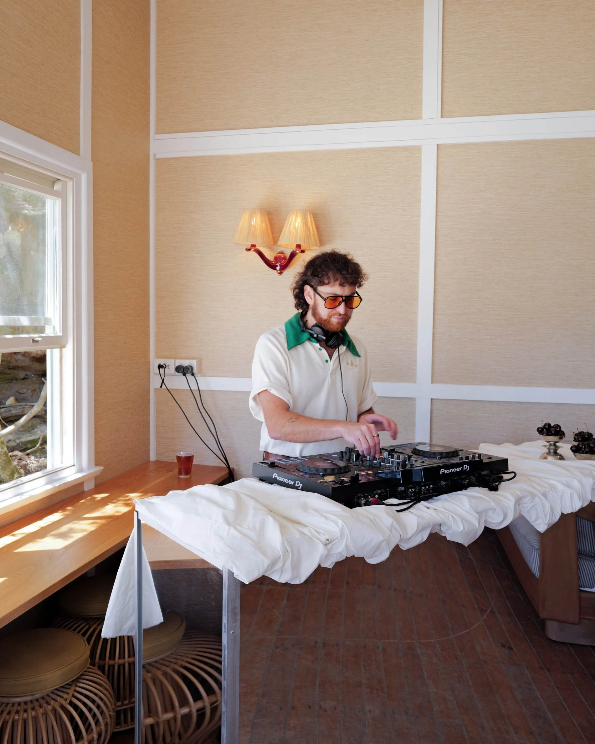 LR-DJ.jpg