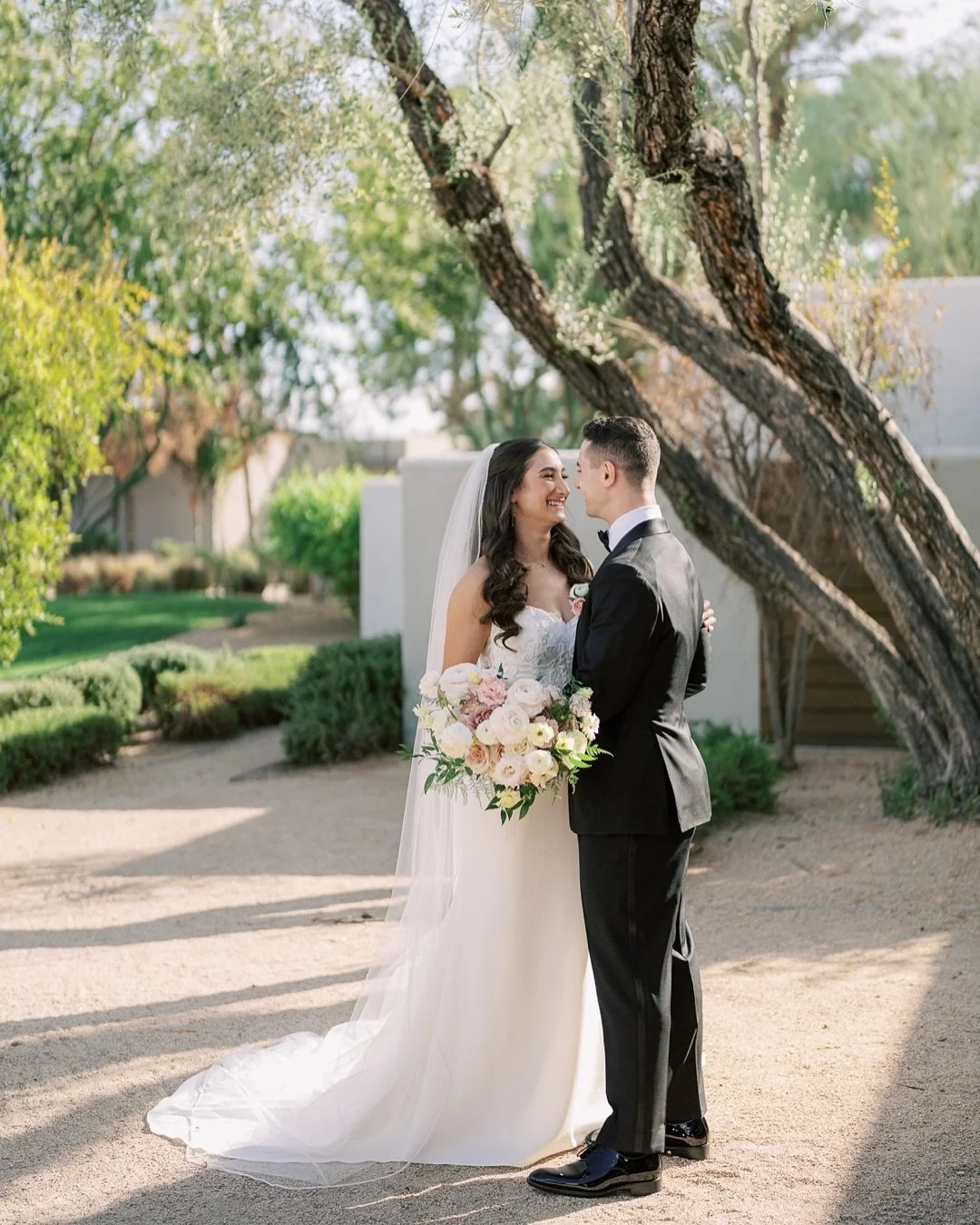I&rsquo;m a couple days late (in true Me fashion) but I have to wish the happiest one year anniversary to @alexabrookefein and @kylefein!! This was one of the most gorgeous and fun days, even with the clouds and rain. Just looking back at their photo