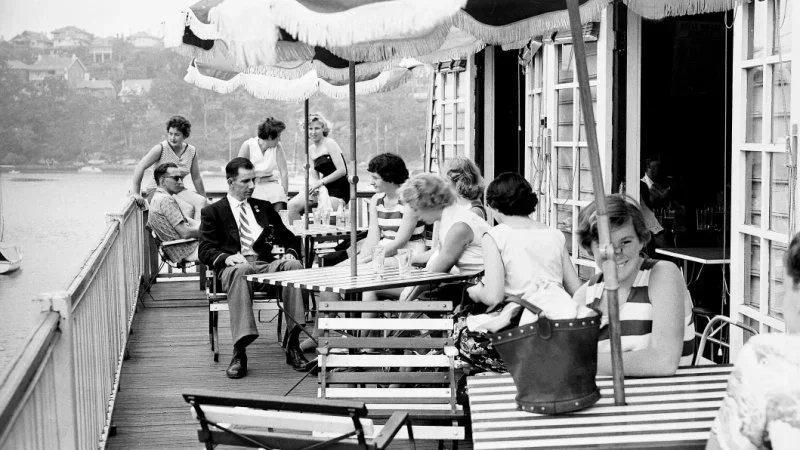 Baclony_guests_1957_Fairfax.webp