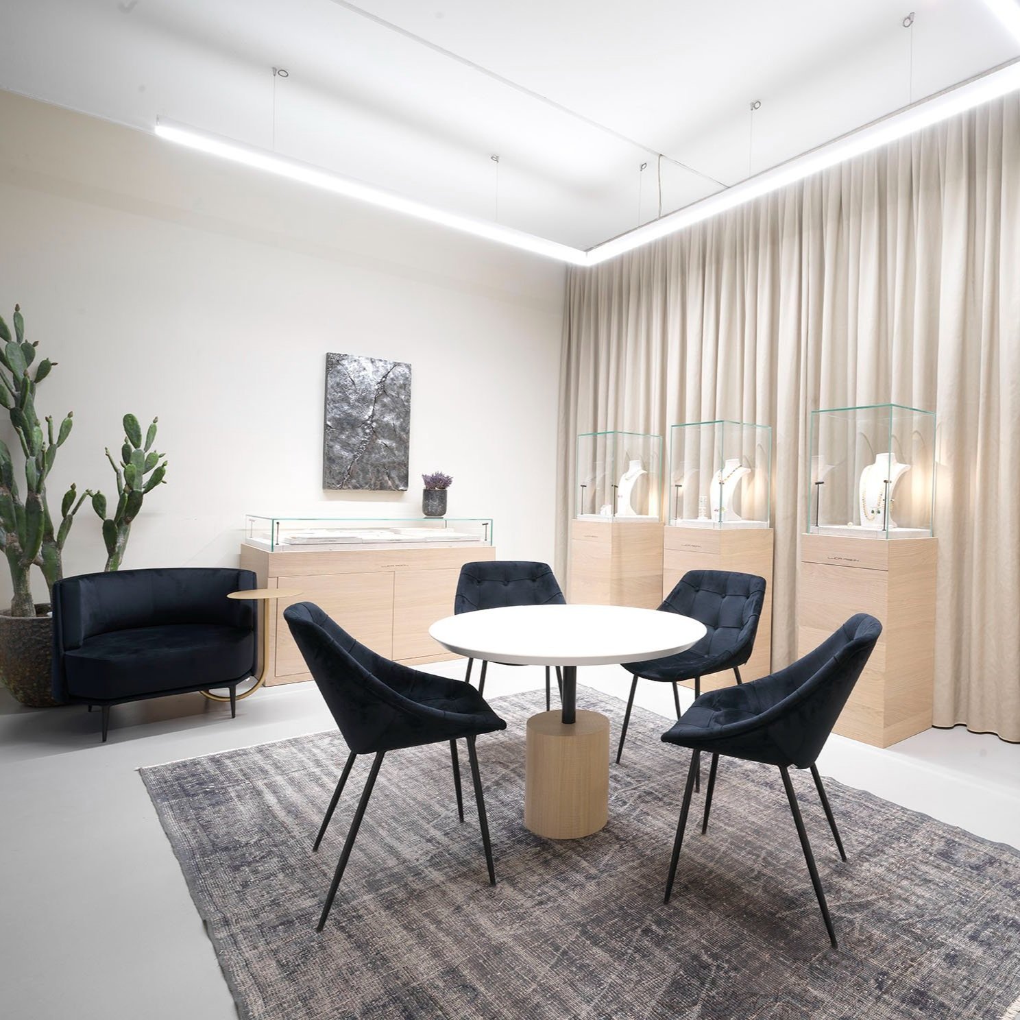 Italian furniture custom project by Sitia