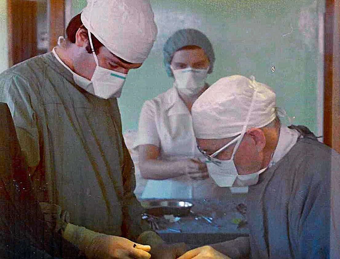Dr Virgin, Dr Ian Burness, Vivian Ewart