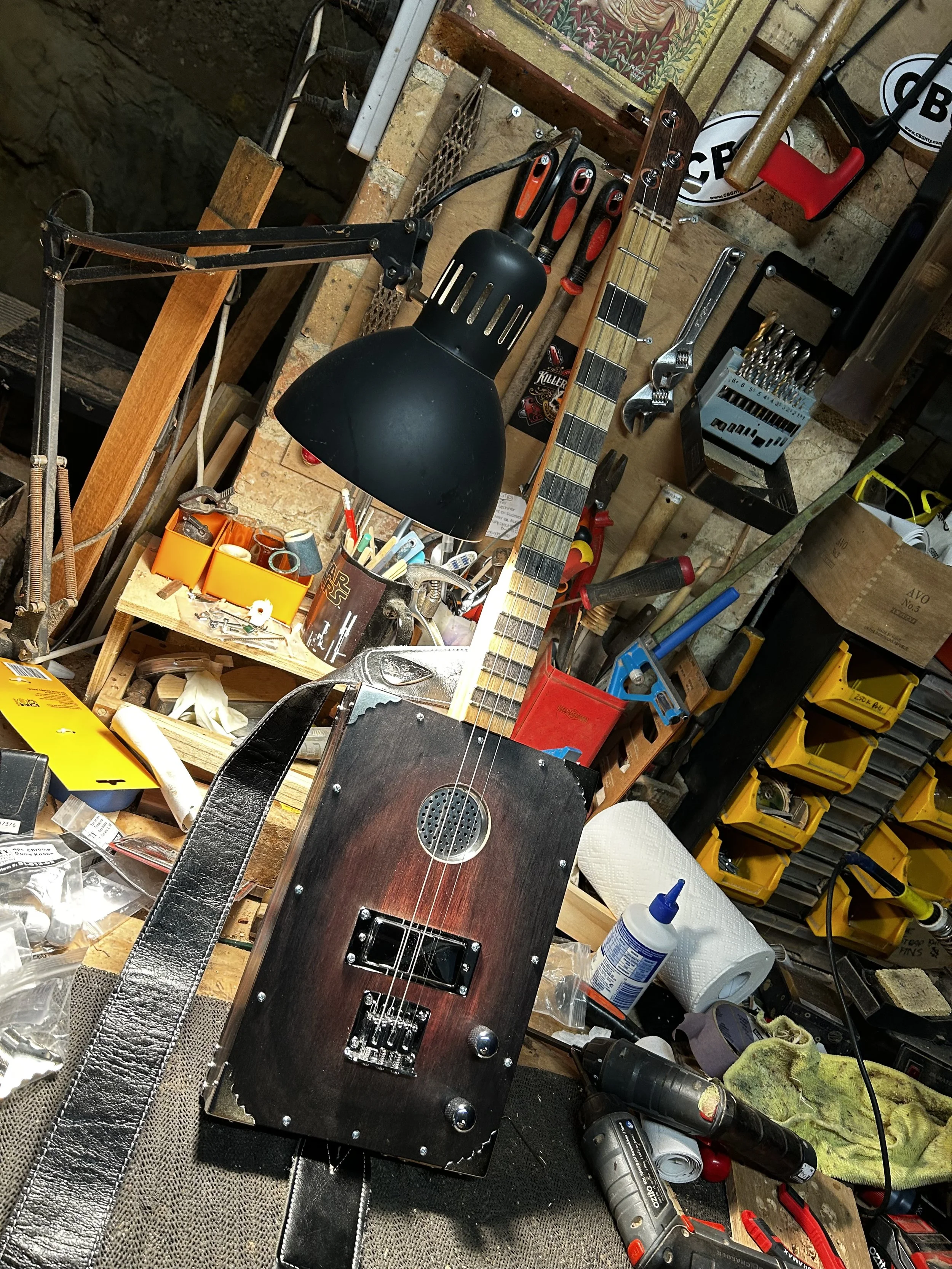 Fretted Electric MODERN 'Mojo Rising' Electric CBG
