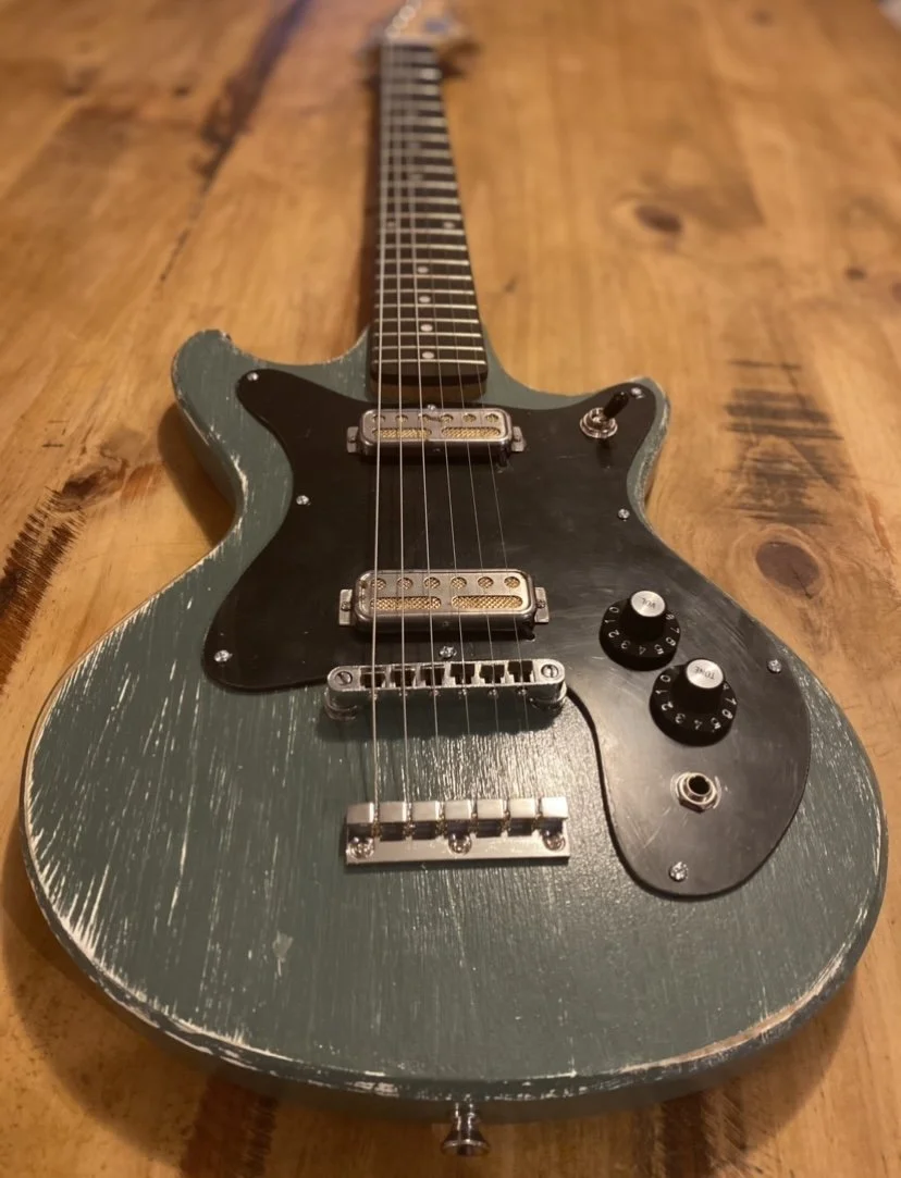 Solid Body 'Noizu' Electric Guitar