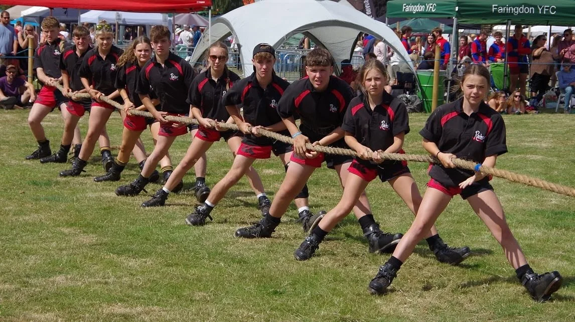 🙌🏻Take the strain 🙌🏻- PULL 💪🏻💥

Huge congratulations to @aberedw_yfc for competing at the National Tug of War Finals and coming 4th 👏🏻