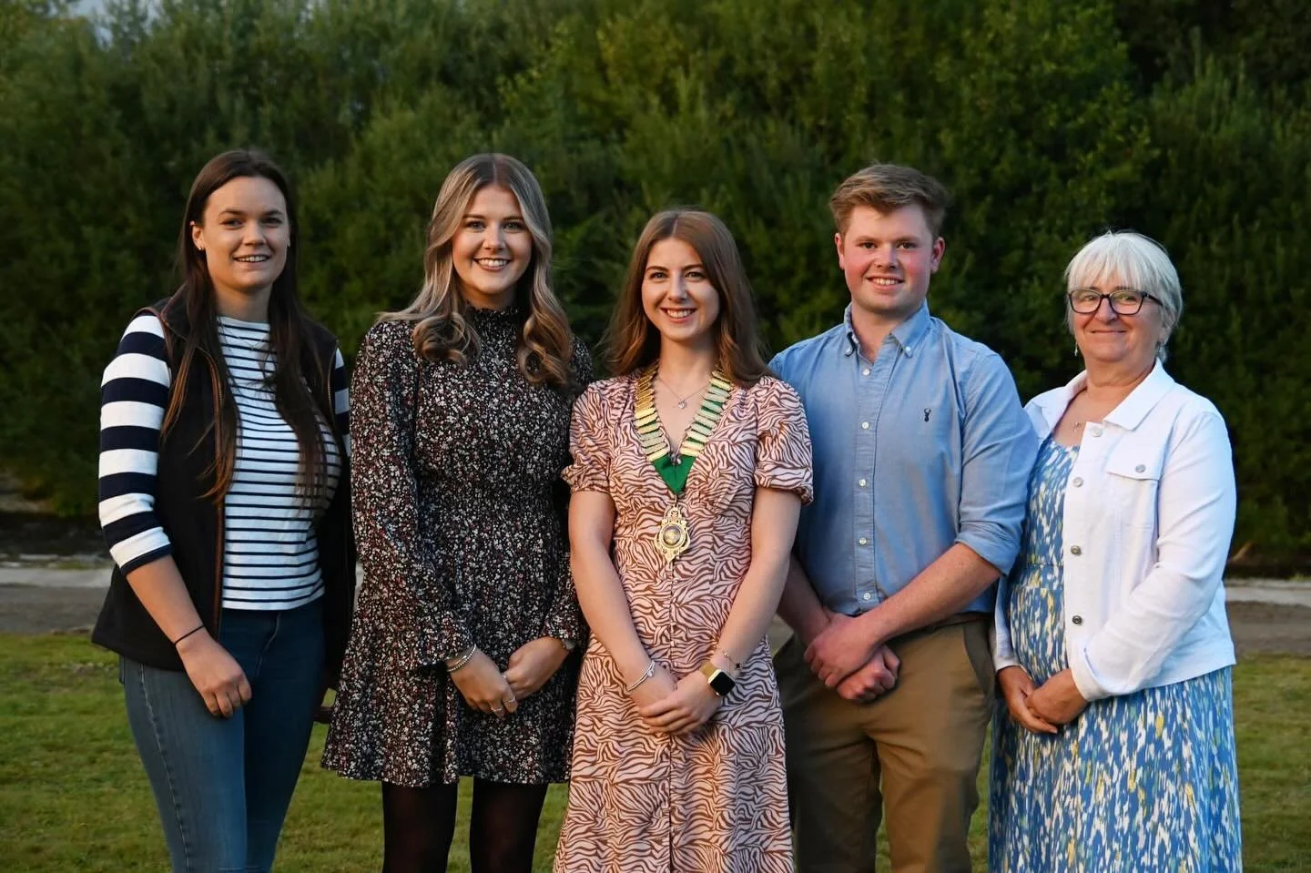 🌟𝟮𝟬𝟮𝟱/𝟮𝟬𝟮𝟲🌟
Our new YFC year has begun and we continue to celebrate our 80th anniversary in 2025 🎉

💚 𝐂𝐨𝐮𝐧𝐭𝐲 𝐎𝐟𝐟𝐢𝐜𝐢𝐚𝐥𝐬 | 𝗦𝘄𝘆𝗱𝗱𝗼𝗴𝗶𝗼𝗻 𝐒𝐢𝐫💚
~County Chair, Elizabeth Swancott of Teme Valley YFC
~County Vice Chair,