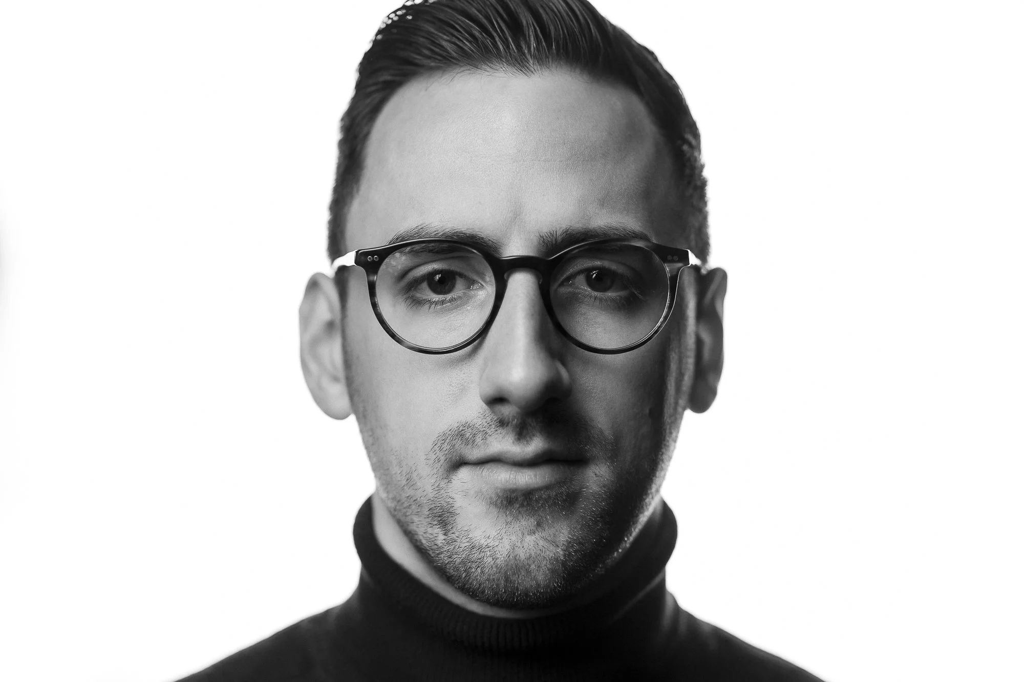 Portrait-02.jpg