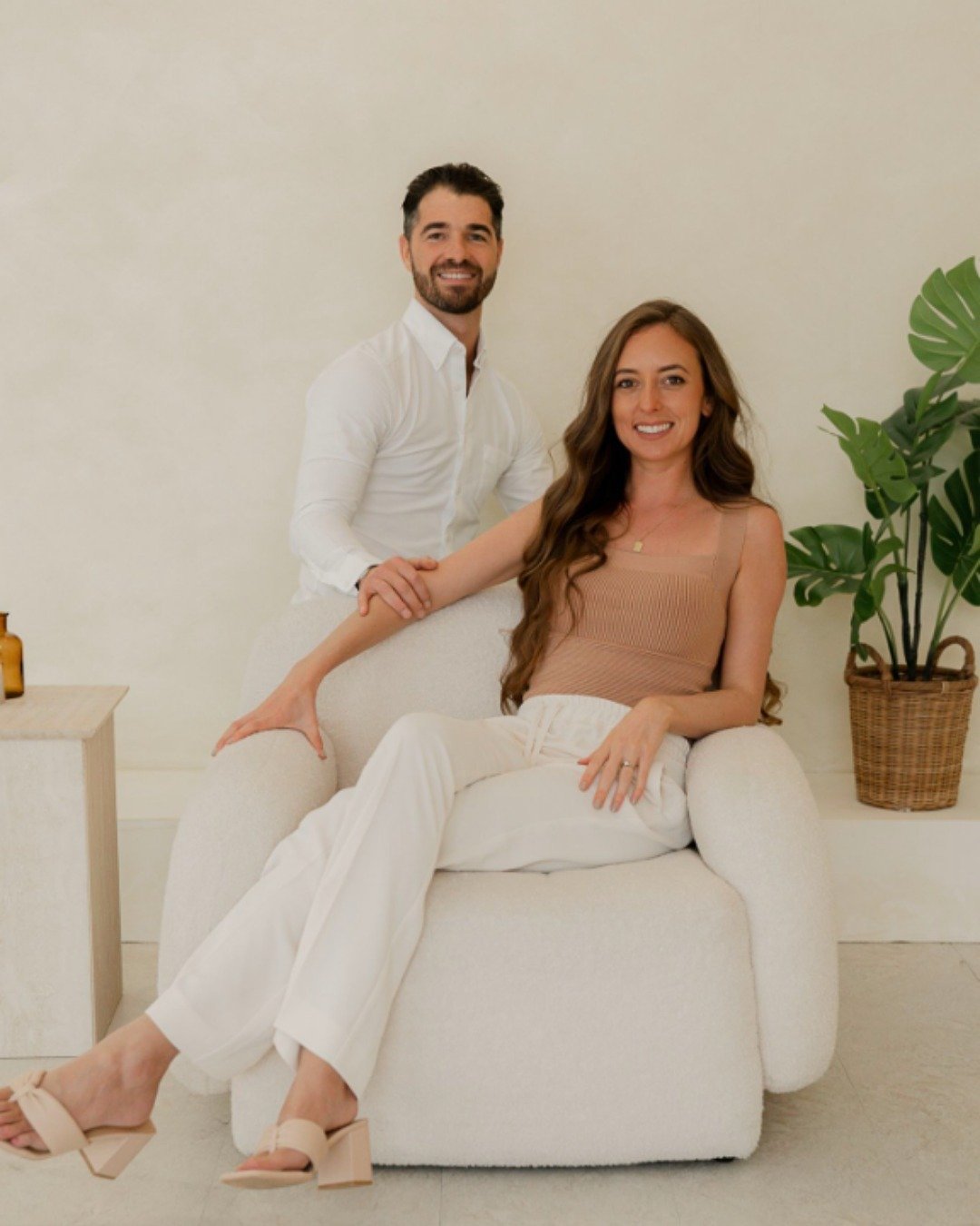 Hello to the new faces here 🌿

For those who don't know, we're Seb &amp; Ally the faces behind Wonder of Wellness. 

The business was born after we both went through separate ongoing health issues that we couldn't find an answer for. Eventually, aft