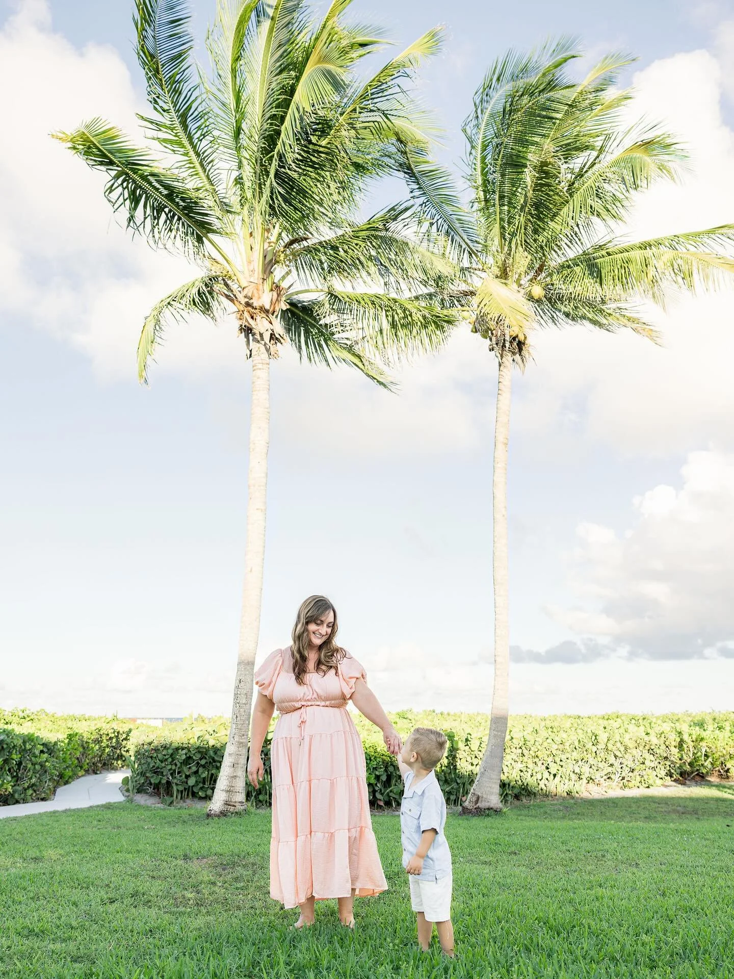 Merry Christmas from my little family to yours. May your day be filled with warmth and love. 
🎄🎄🎄🎄🎁🫶✨🎄🎄🎄🎄

#sebastianfl #skingarden #koreanskincare