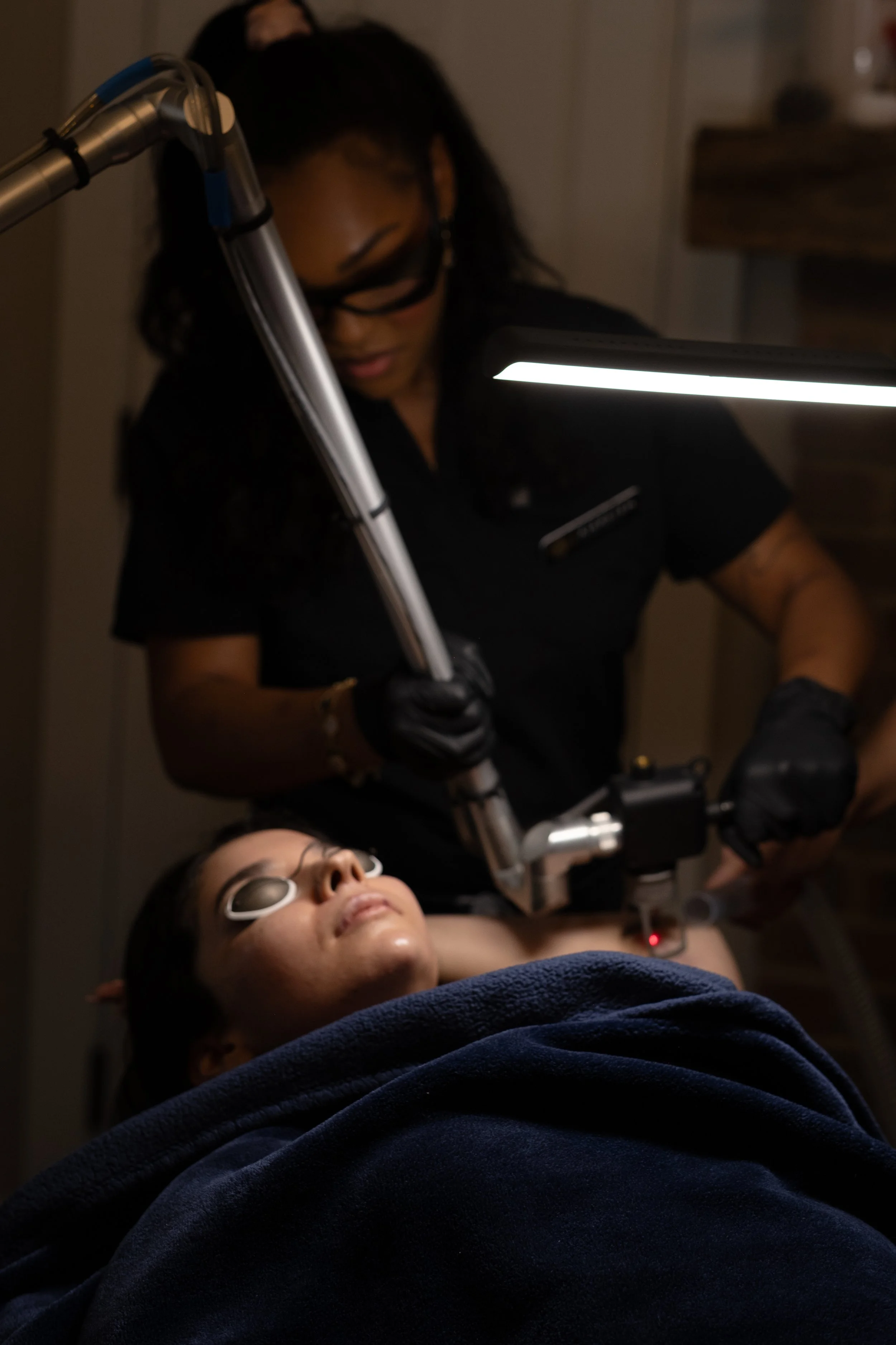 10 Incredible Benefits of CO₂ Laser Skin Resurfacing for Aging Skin