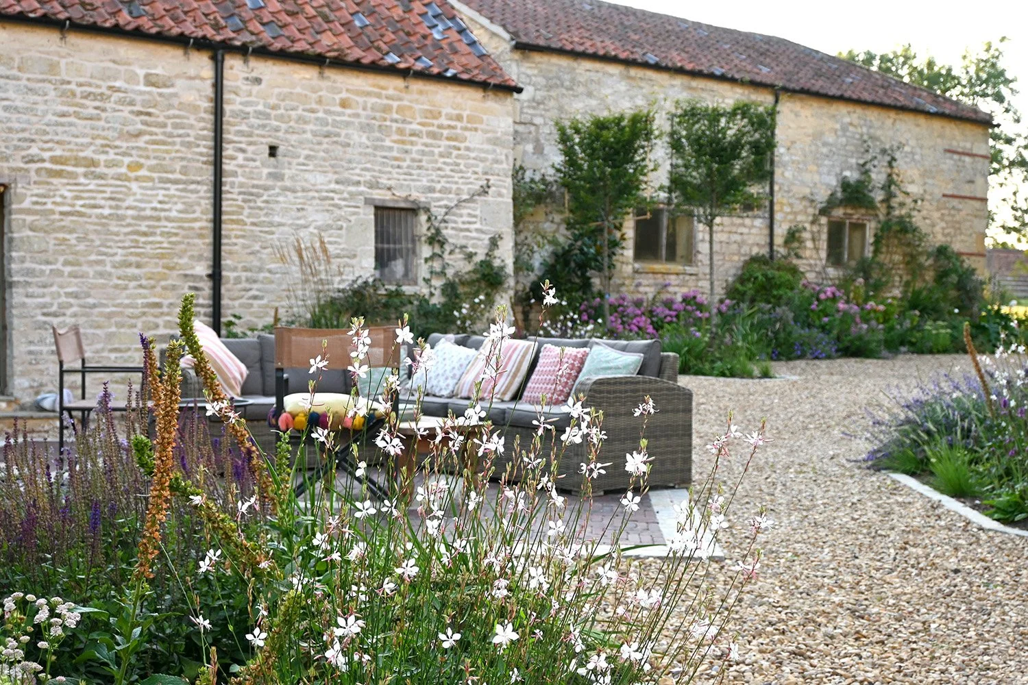 robert-johnson-garden-design-Grantham-seating-area-stone-cottage.jpg