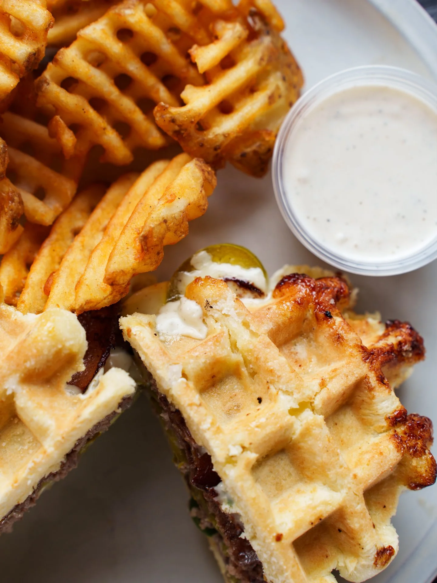 jalape&ntilde;o popper burger and waffle fries with a side of ranch😍

📍317 US-301 S Micro, NC 27555
Hours:
Wed-Fri // 7am-2pm
Sat-Sun // 8am-2pm