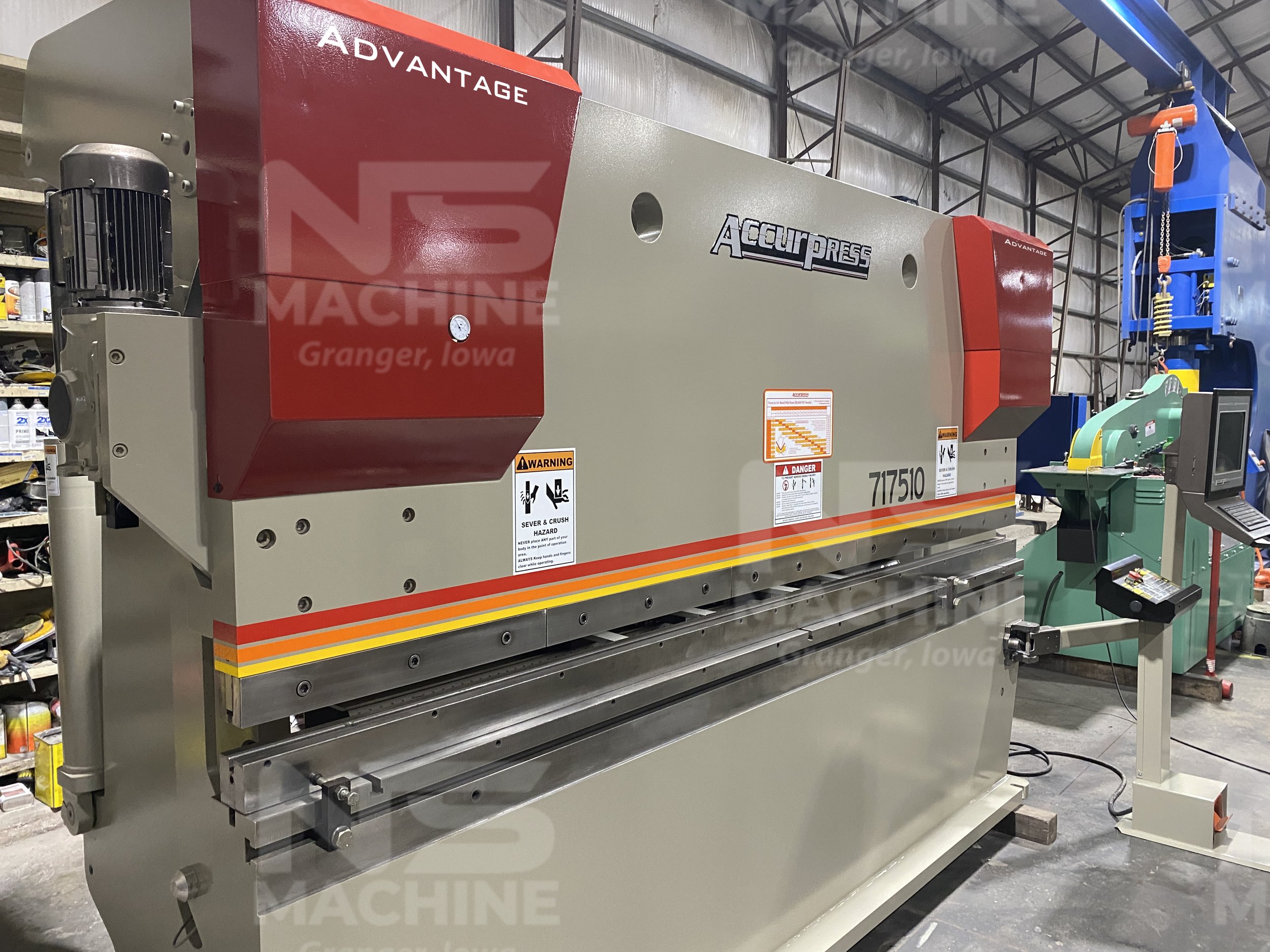 175 Ton Accurpress Advantage CNC Press Brake, Model 717510 | 14012-2