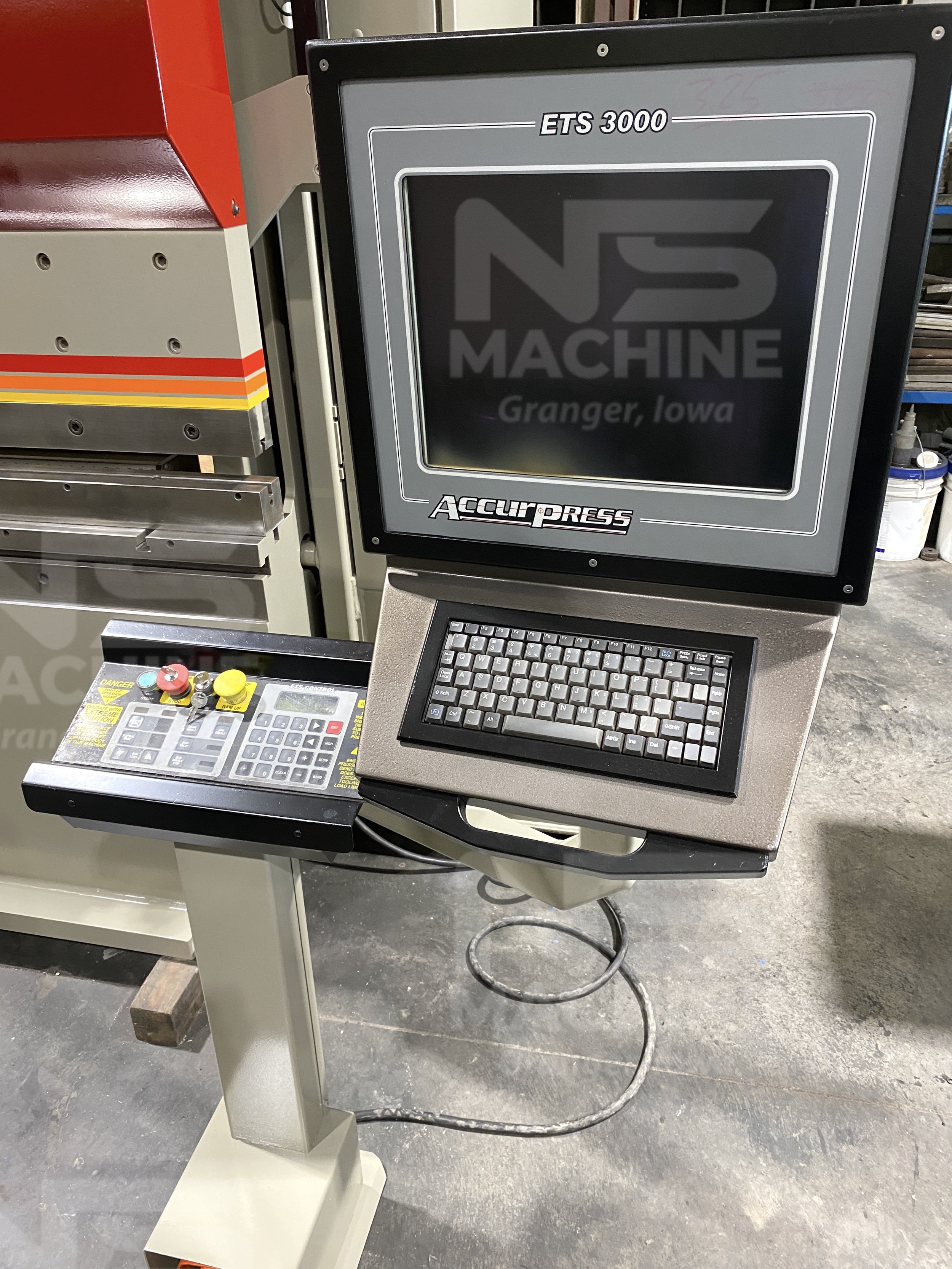 175 Ton Accurpress Advantage CNC Press Brake, Model 717510 | 14012-3