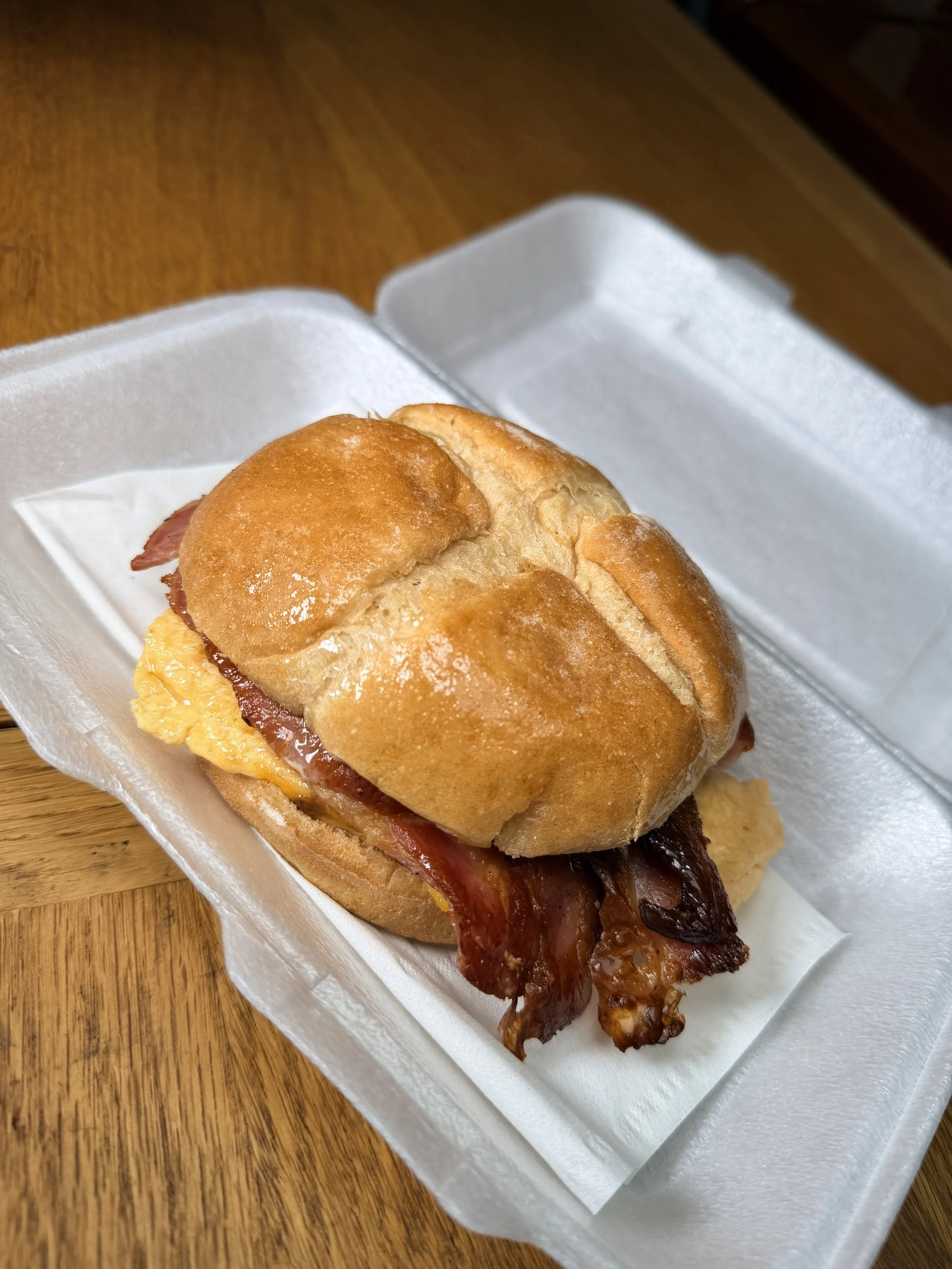 EGG AND BACON ROLL - AM ONLY!