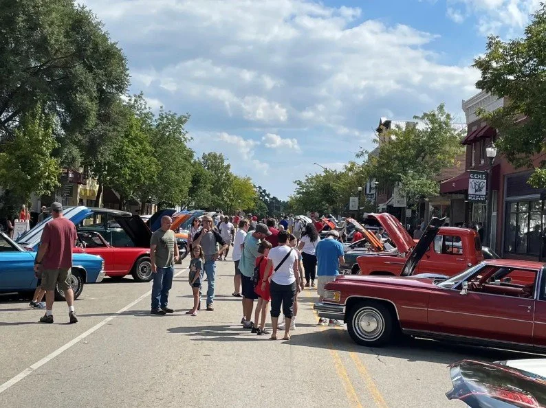 Car Show_Crowds.jpg