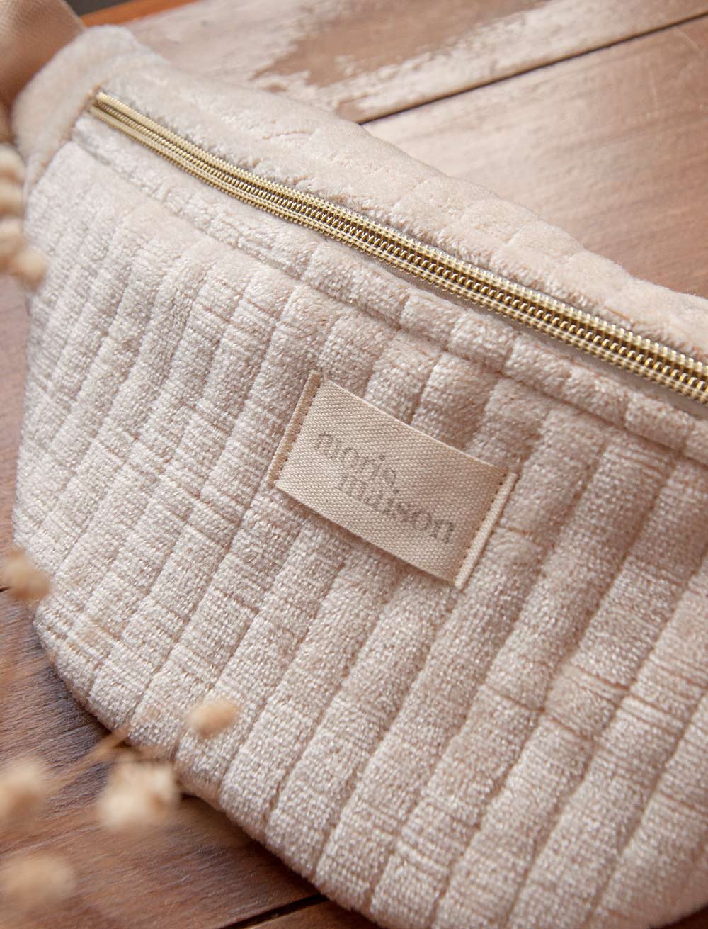Louis Vuitton Trousse de Toilette Brown Cloth ref.1010791 - Joli Closet