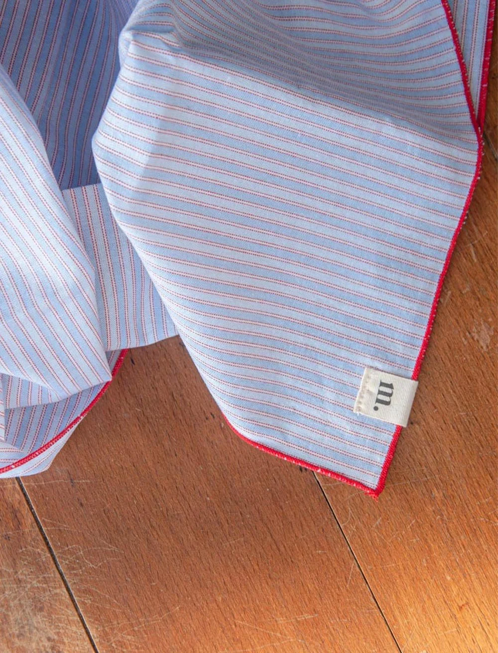 Gaspard, le foulard N°012