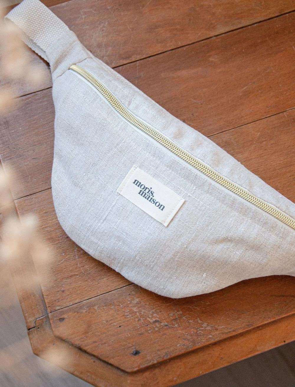 FP-Sac-banane-suzanne-lin-ecru-upcycle-marque-ecoresponsable-Moris.maison-1.jpg