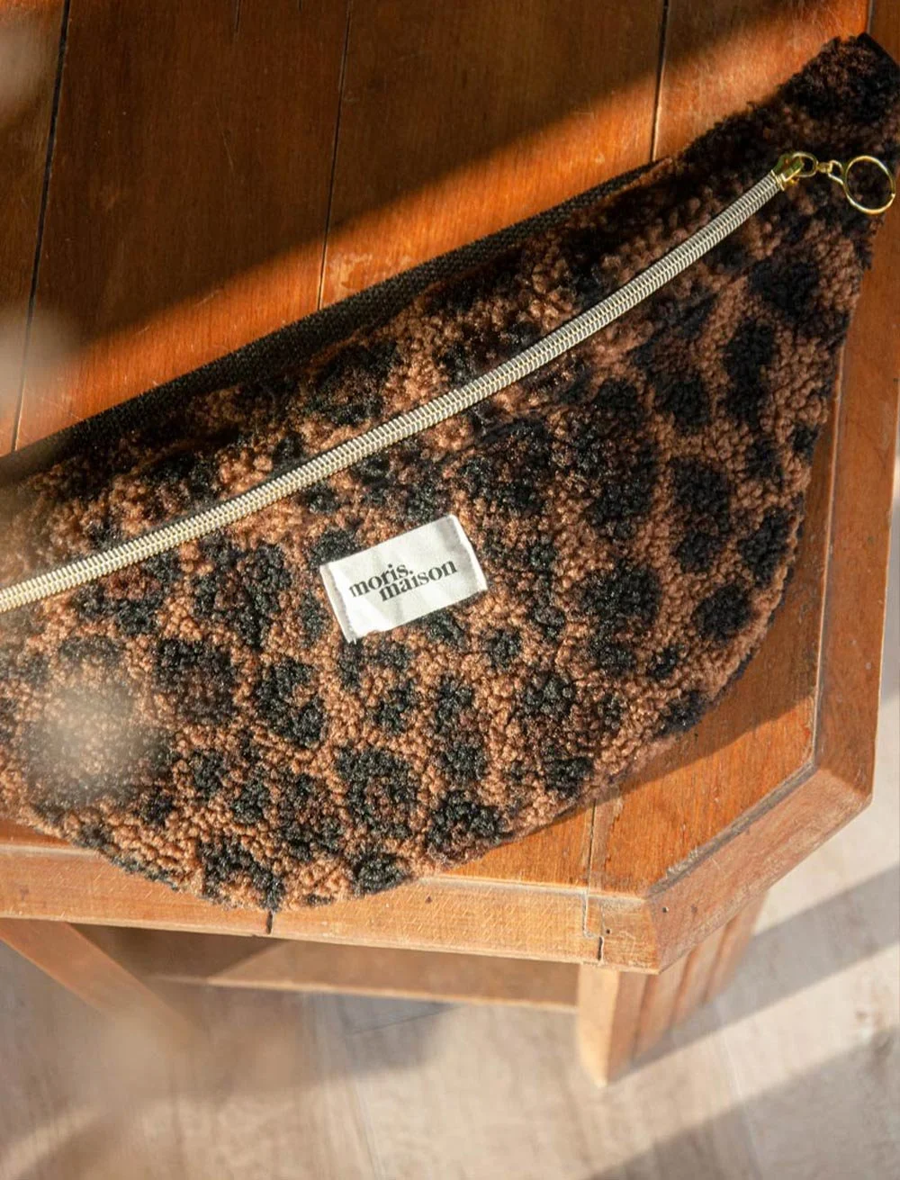 Adèle, la banane XL N°024