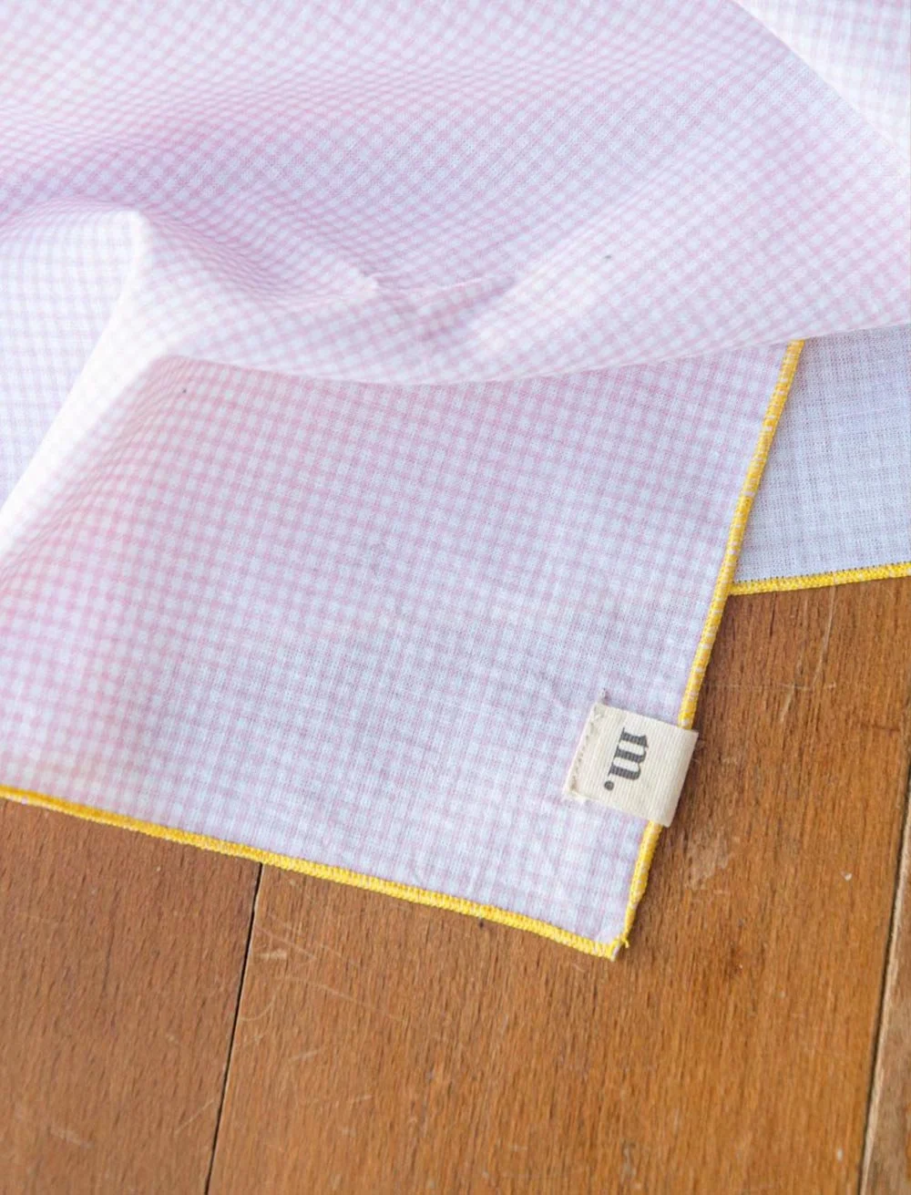 Gaspard, le foulard N°008