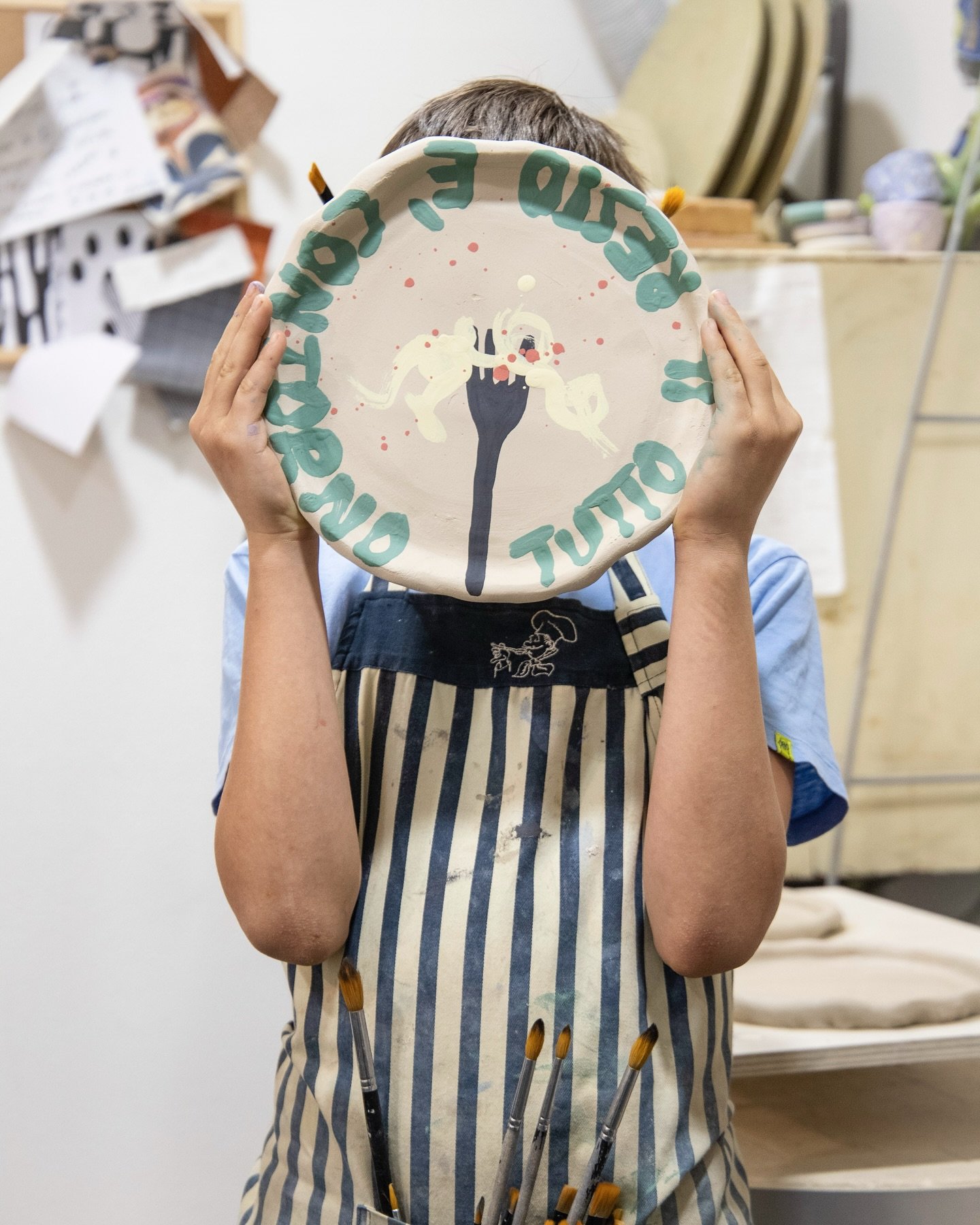 🍽️ In tantissimi mi state chiedendo quando uscir&agrave; la collezione di piatti &ldquo;Mamma che fame&rdquo;&hellip;. e la mia speranza &egrave; di riuscire a lanciarla a met&agrave; giugno!🤞

Vi ricordo che saranno 12 piatti unici, ognuno con una