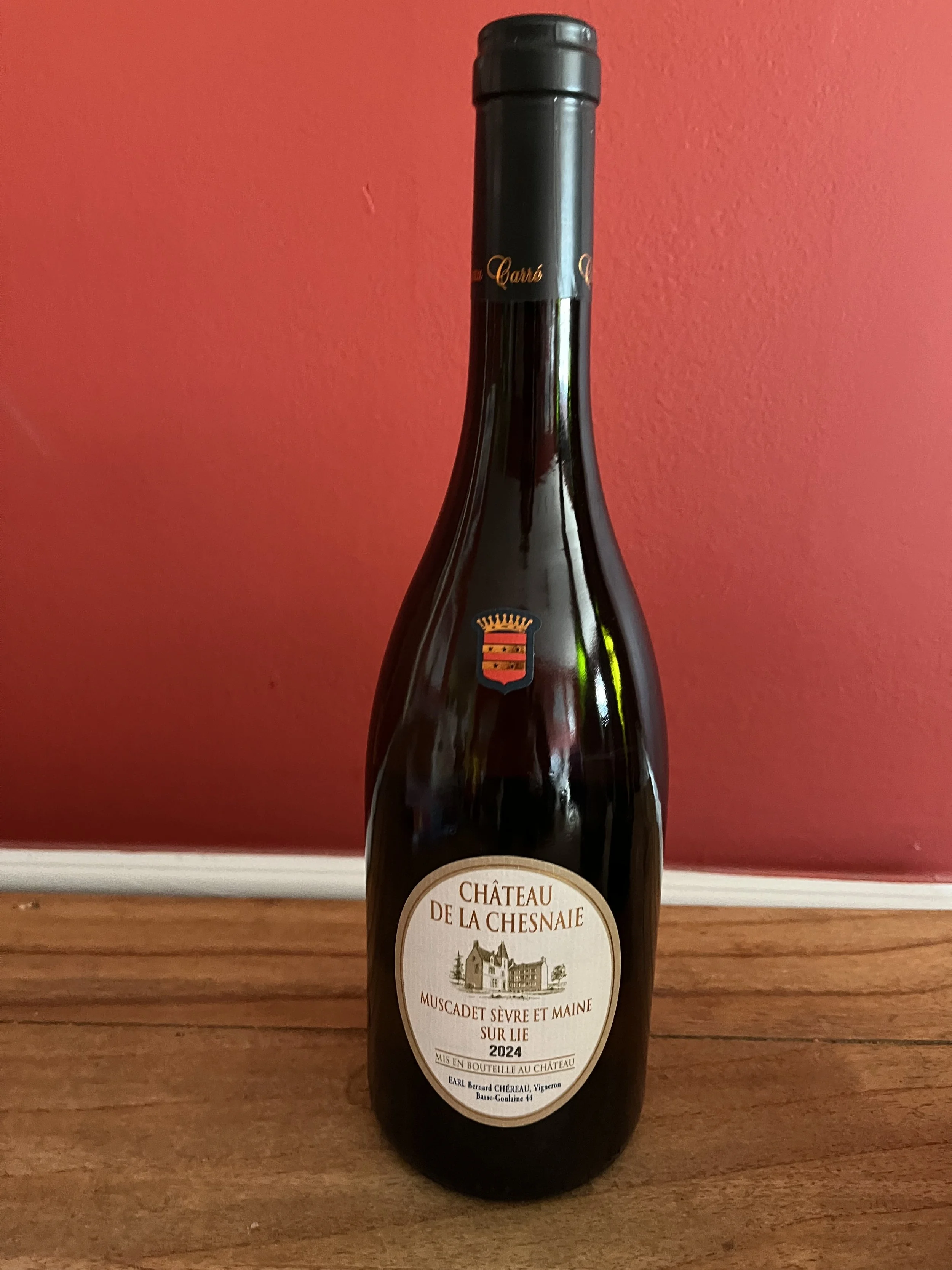 bottle of Muscadet wine