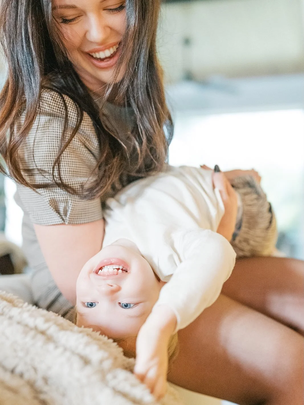 This is what Christmas magic at home looks like 🤍 the moments you&rsquo;ll want to remember forever

And just like that, in-home holiday sessions are my favorite 

Raleigh Family Photographer 
Raleigh In-Home Photographer