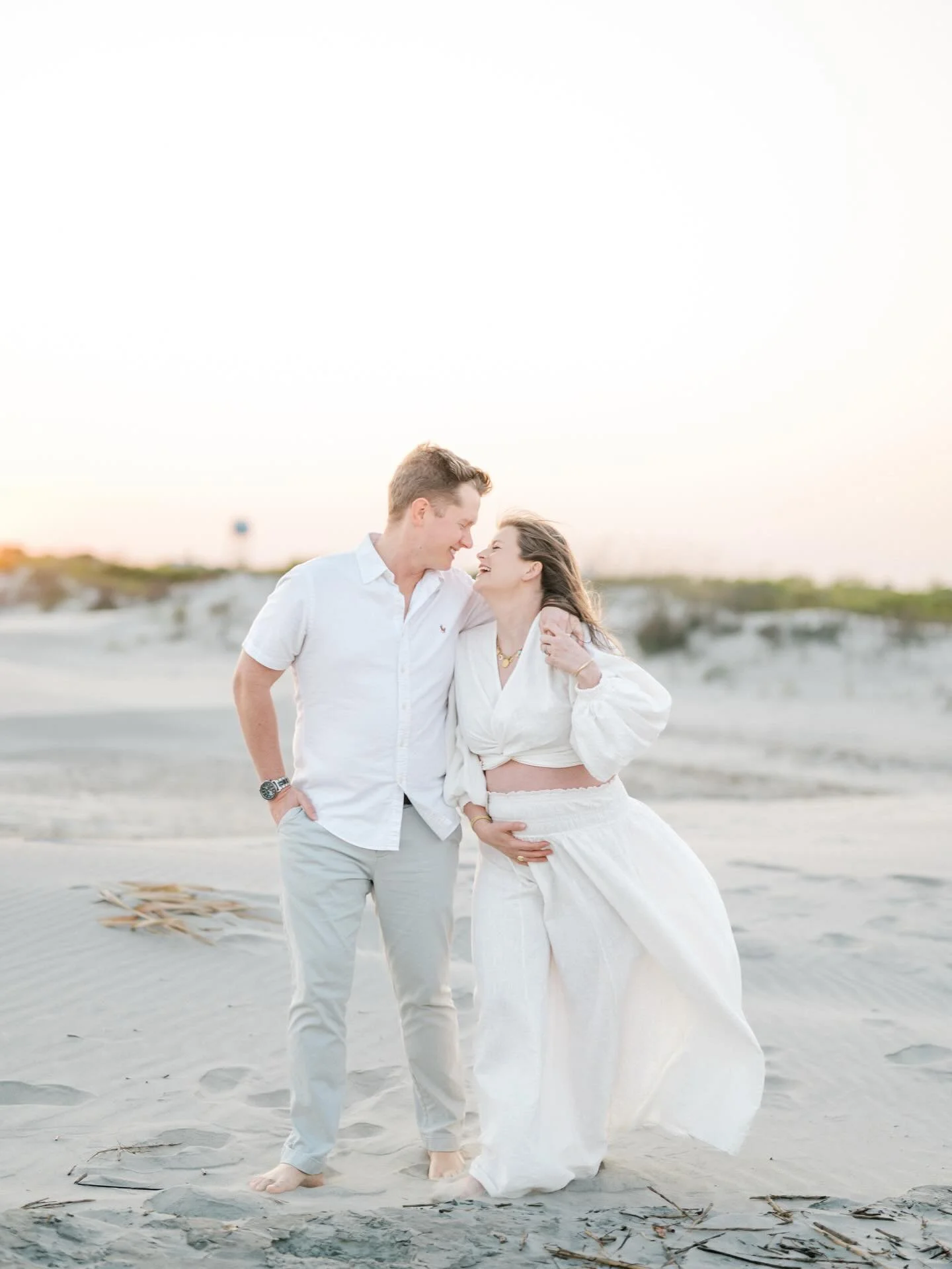 Currently googling &ldquo;beaches close to Raleigh, NC&rdquo; so I can start offering beach sessions because oh. my. goodness. 

I need more of this in my life!
.
.
.
Retreat host: @6ftamber