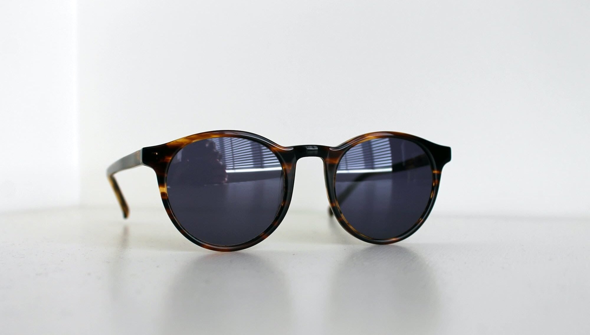 How to Pick the Best Sunglasses for Your Face Shape