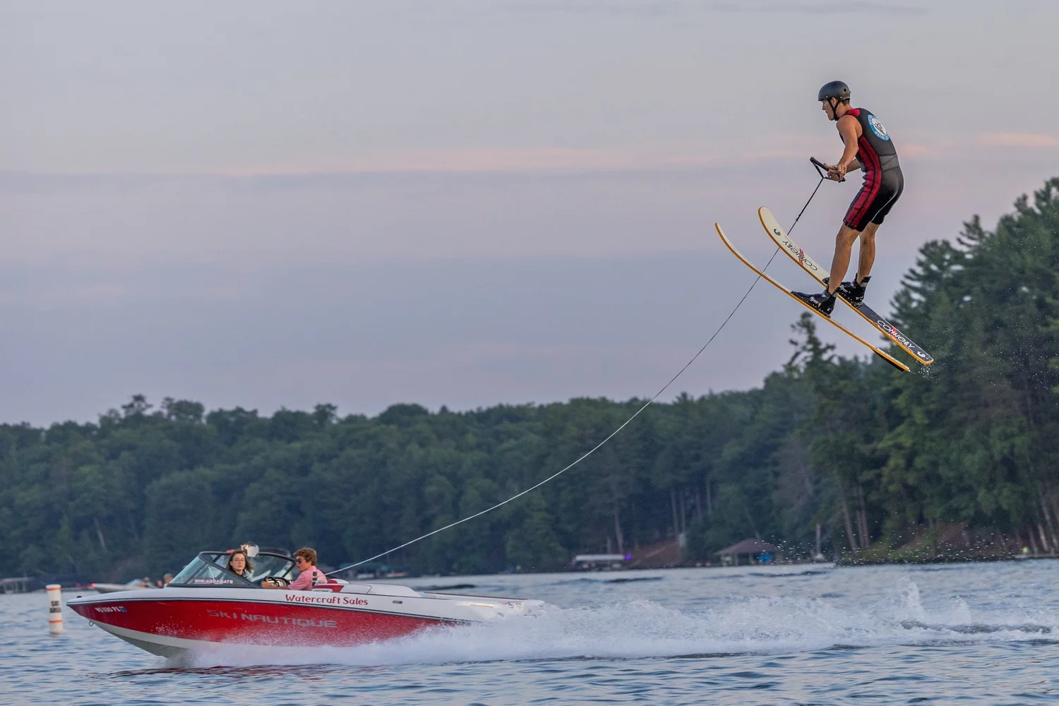 Bat Ski Min-Aqua Bats Water Ski Show
