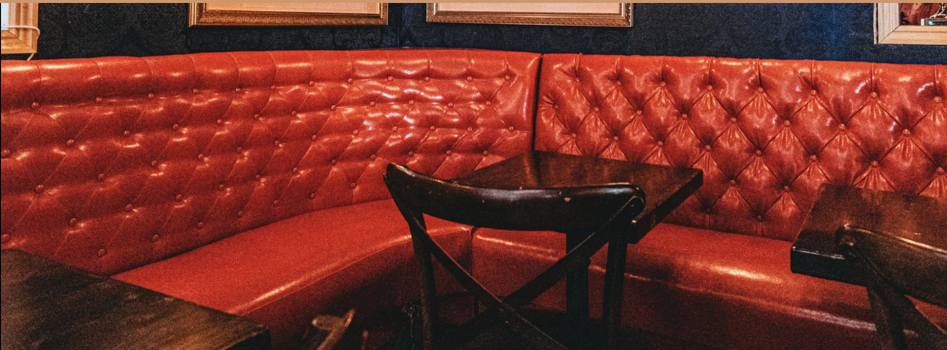 Baker Street Irregulars UES Manhattan Bar & Restaurant