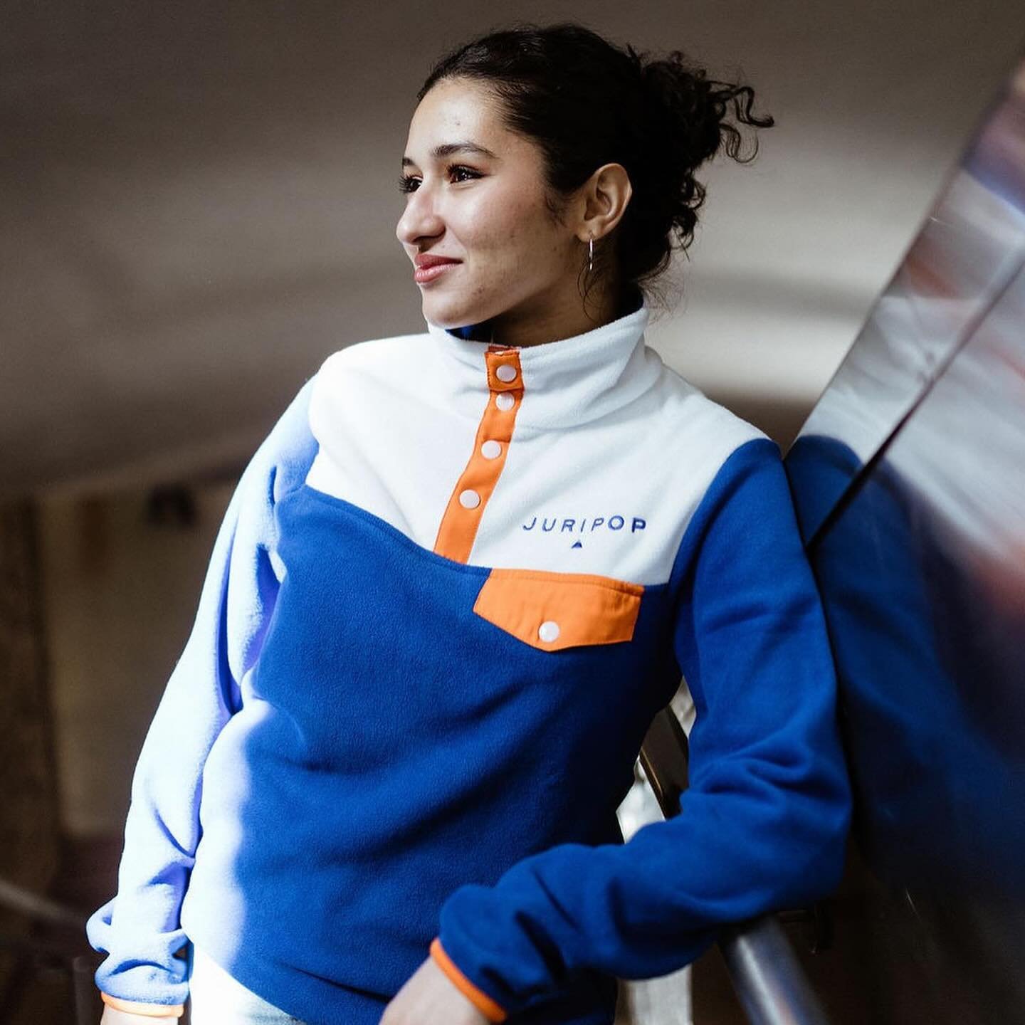 I think we are all pretty familiar with this pull over fleece style, still popular with our friends at Pata**nia, but now we are making it even cooler and easier to customize! Get creative and make your pullover extra special with embroideries, pocke
