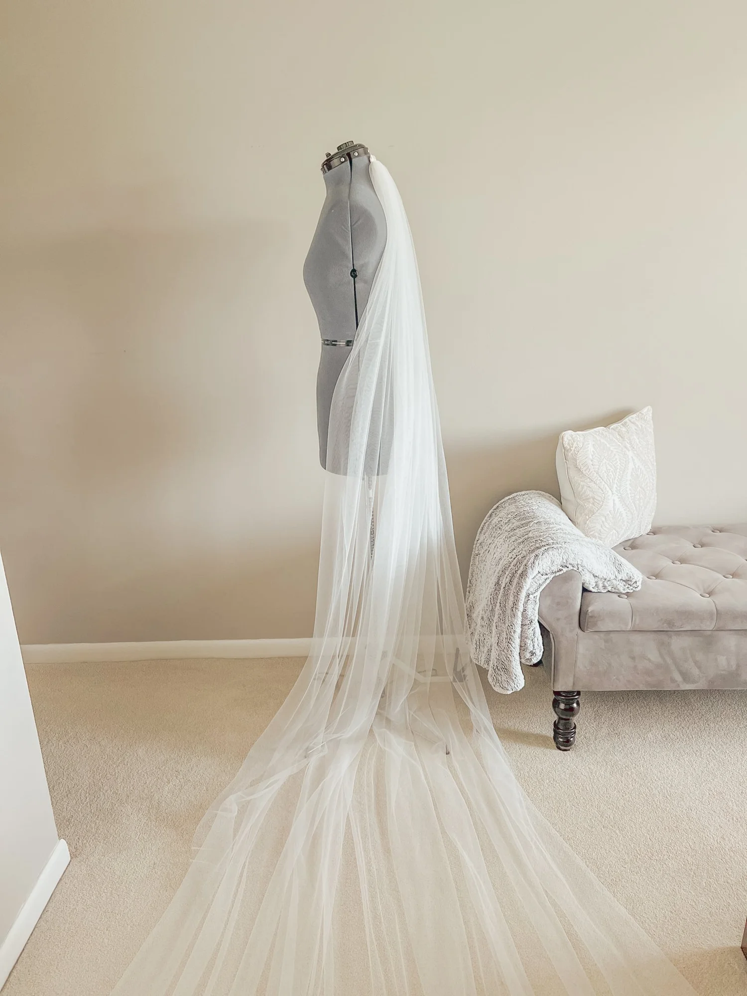Valeria Bridal Veil - Off-White Italian Tulle — Abby Malloy LLC