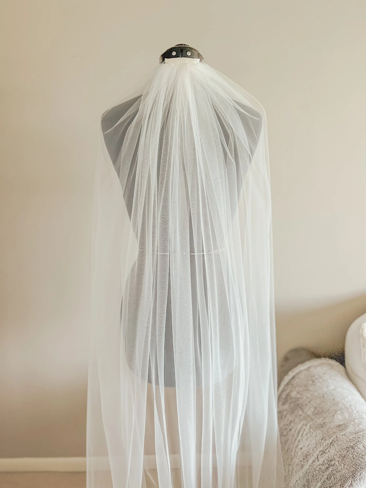 Valerisse Veil Pierlot Veil | Floral Tulle Veil – Grace Loves Lace US main image 3