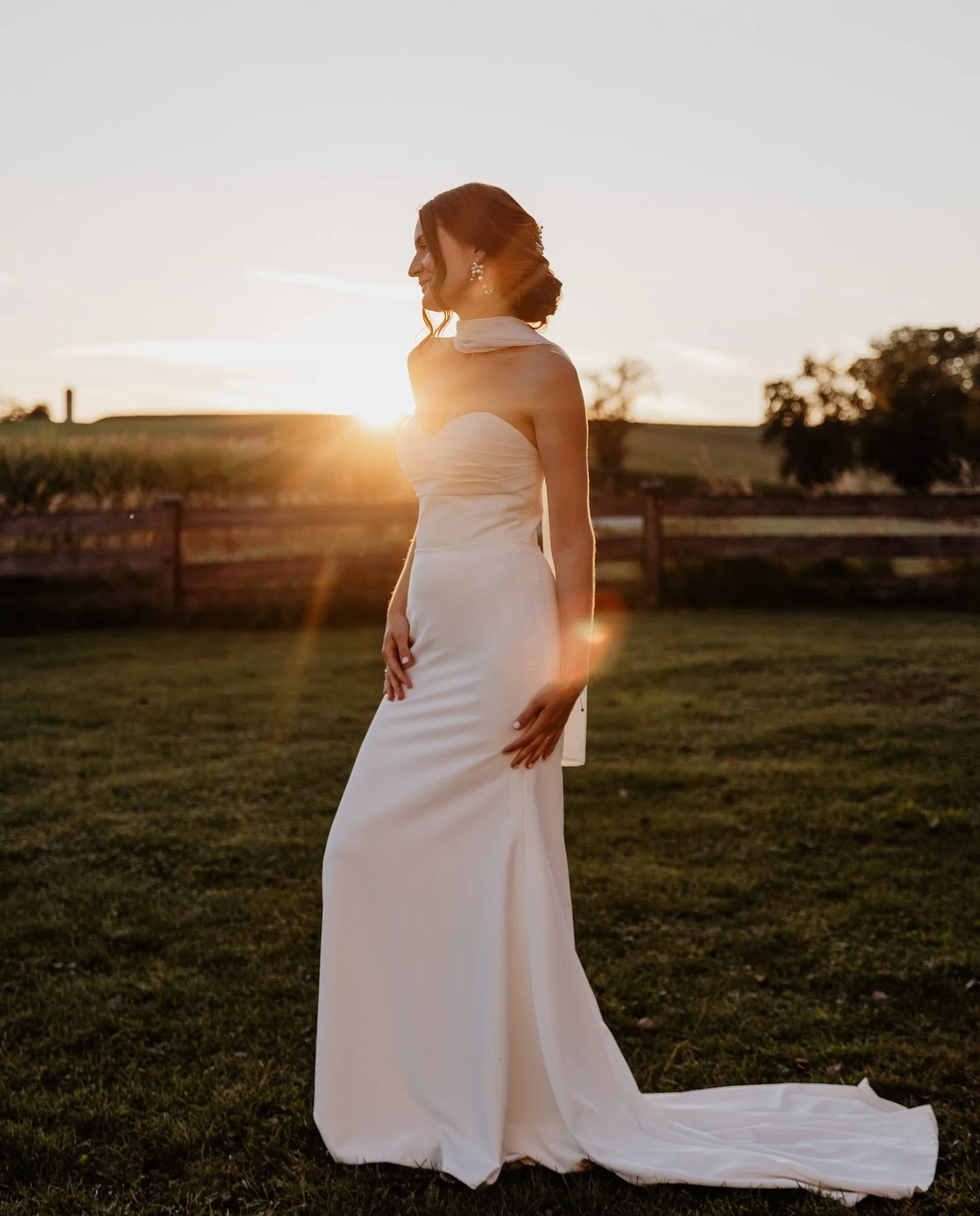 Elena&amp;Markus ✨🌅💍

#hochzeitsfotografie #hochzeitsfotos #fotografino&ouml; #fotoo&ouml; #celinemarie #editioriallook #editorialweddingphotographer