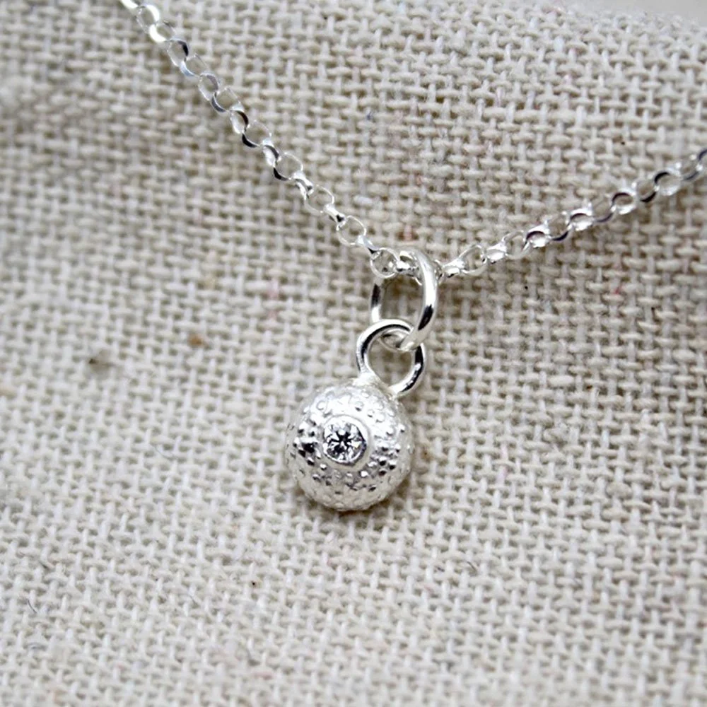 925 Urchin Pendant with 2mm Salt & Pepper Diamond