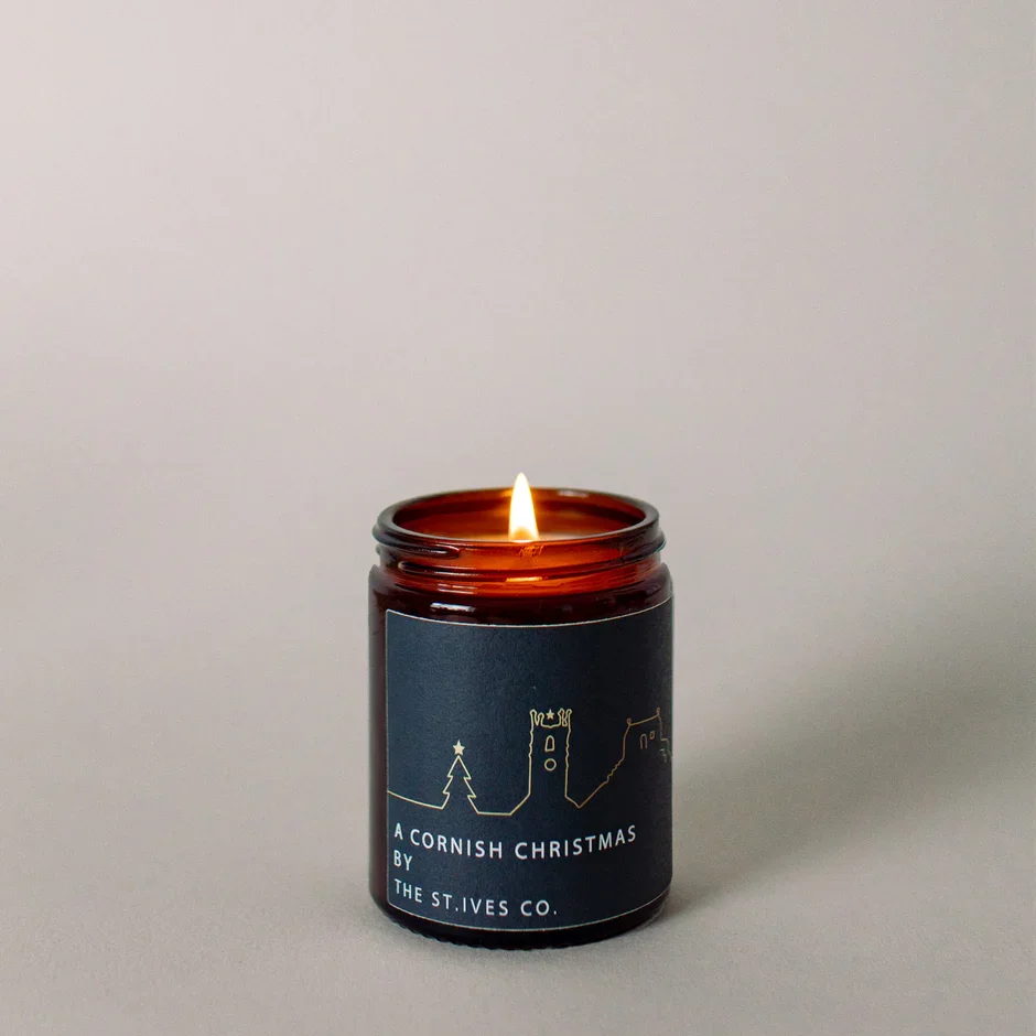 CORNISHCHRISTMAS2SOYWAXCANDLESMALLBATCHSOUVENIRCORNWALLLOCALSQUARE.webp