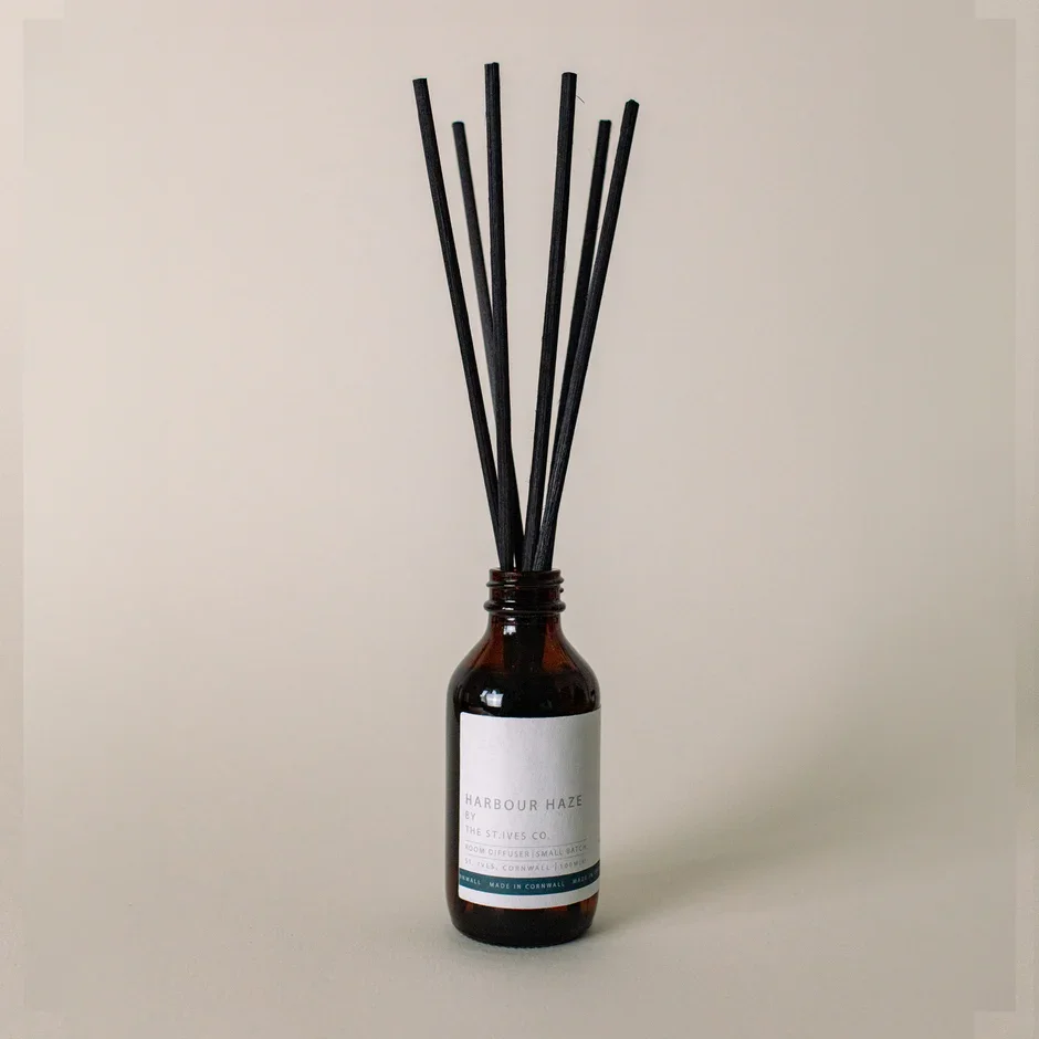 HARBOURHAZEDIFFUSER2SMALLBATCHSOUVENIRCORNWALLLOCALSQUARE.webp