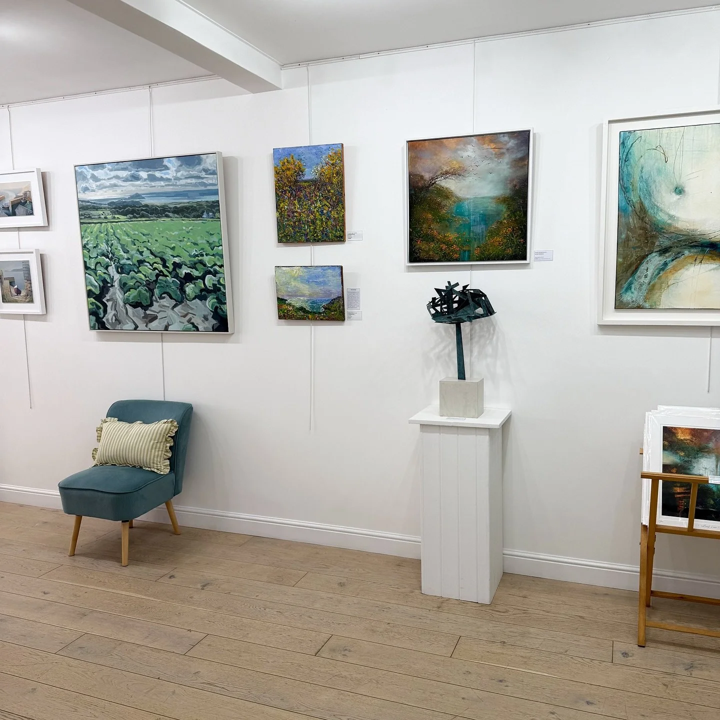 Welcome to The Summerhouse Gallery, a light-filled space in the heart of Marazion, just moments from the sea. ✨

It&rsquo;s a wonderful time of year to visit the town: the pace is a little gentler, the light softer, and the cobbled pavements quieter 