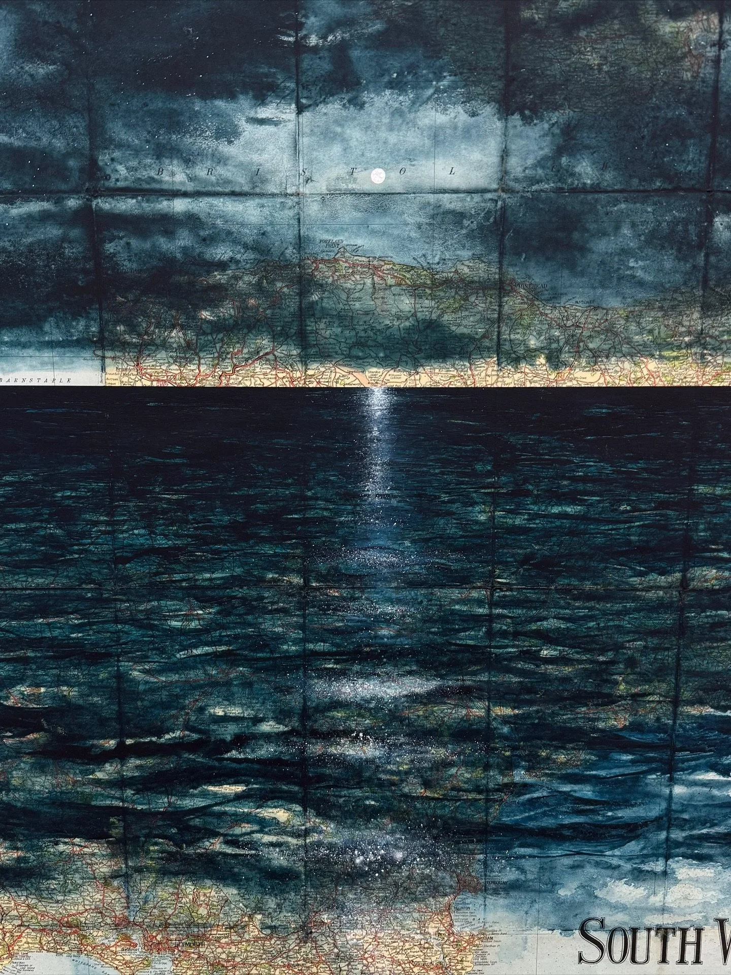 A little moonlight magic ✨ Inspiring calm, creativity, and the beautiful works of so many of our artists. You can view and purchase their pieces on our website, with Own Art 0% financing available for purchases over &pound;100. 🌙

#moonappreciation 