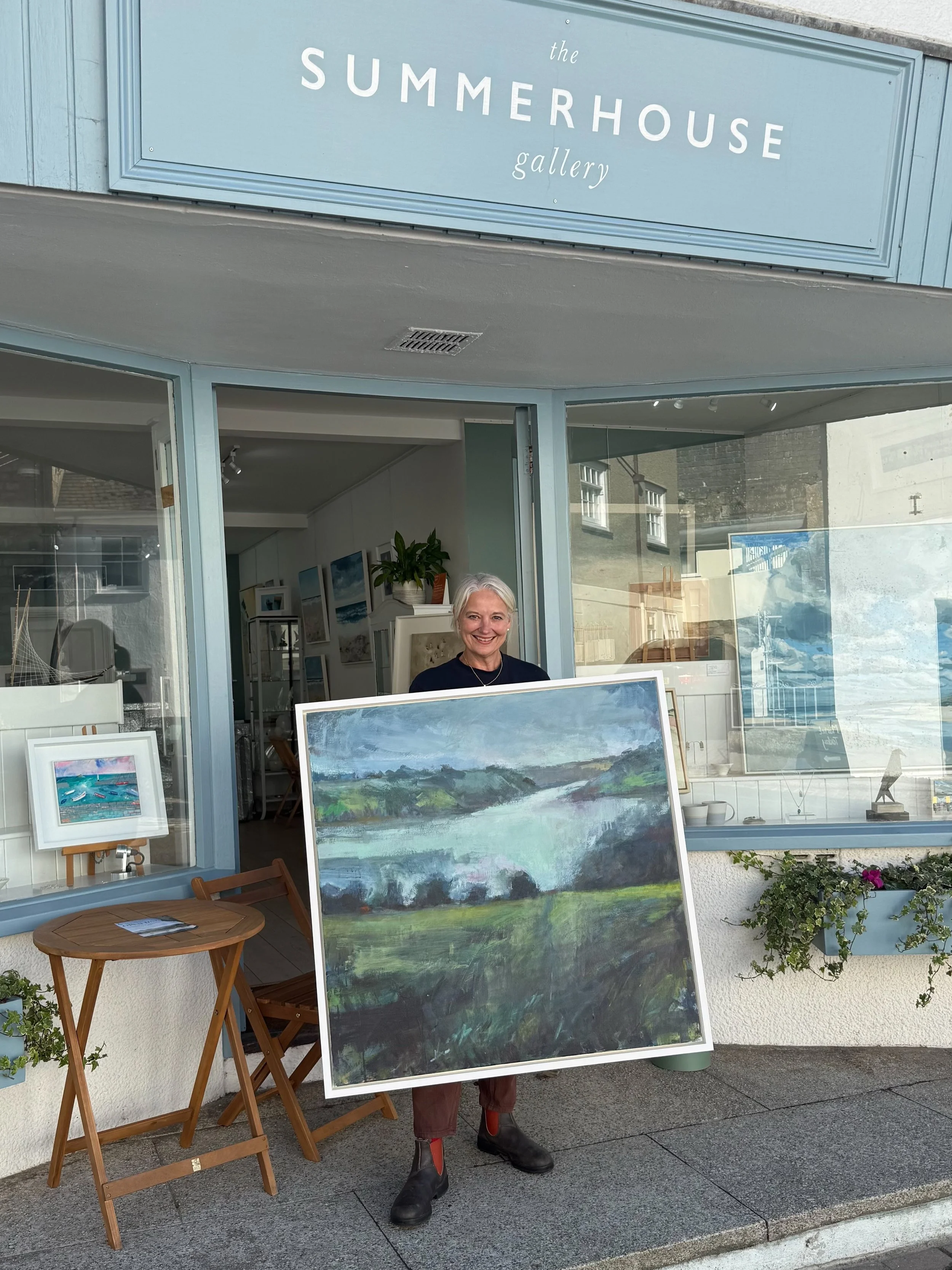 Behind the scenes today while we hang &lsquo;Places I Remember&rsquo; by Sophie Velzian ✨

It&rsquo;s looking beautiful already! We can&rsquo;t wait to officially open the doors to this show on Friday 9th October. 

Sign up to the gallery mailing lis